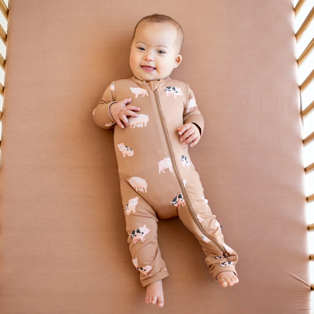 Zippered Romper in Pig | Kyte Baby