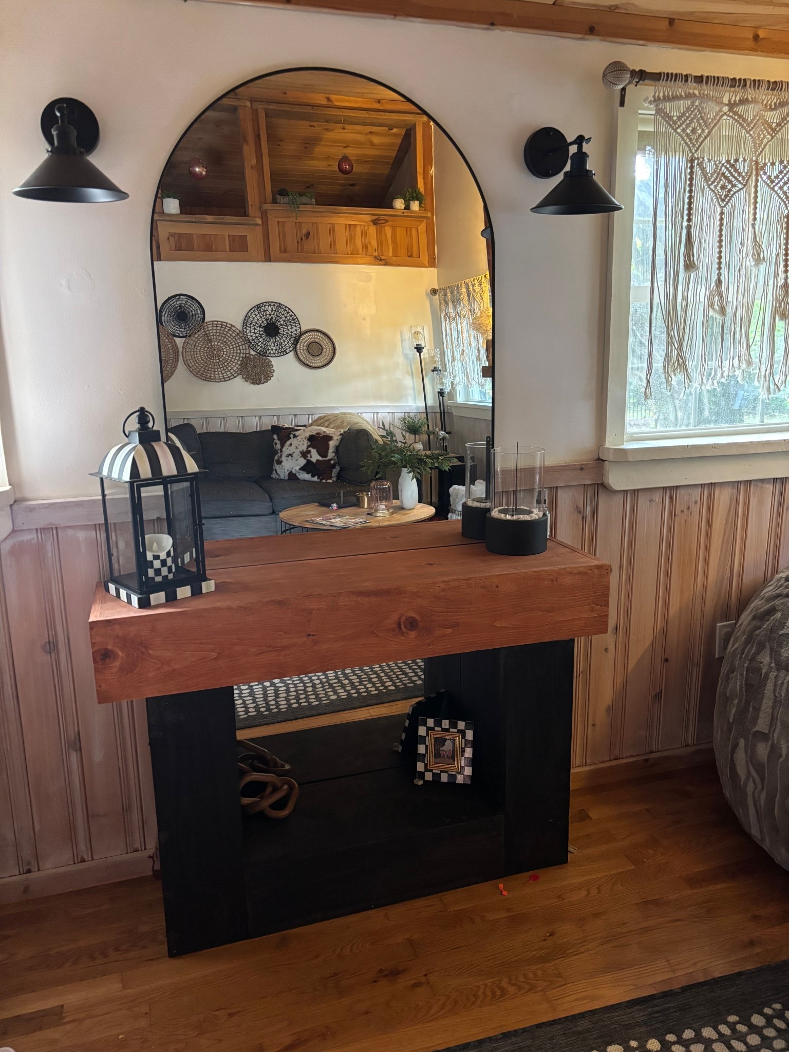 Mackenzie child’s barn sale affordable must haves for a cozy home! 

#LTKSaleAlert #LTKFindsUnder100 #LTKHome