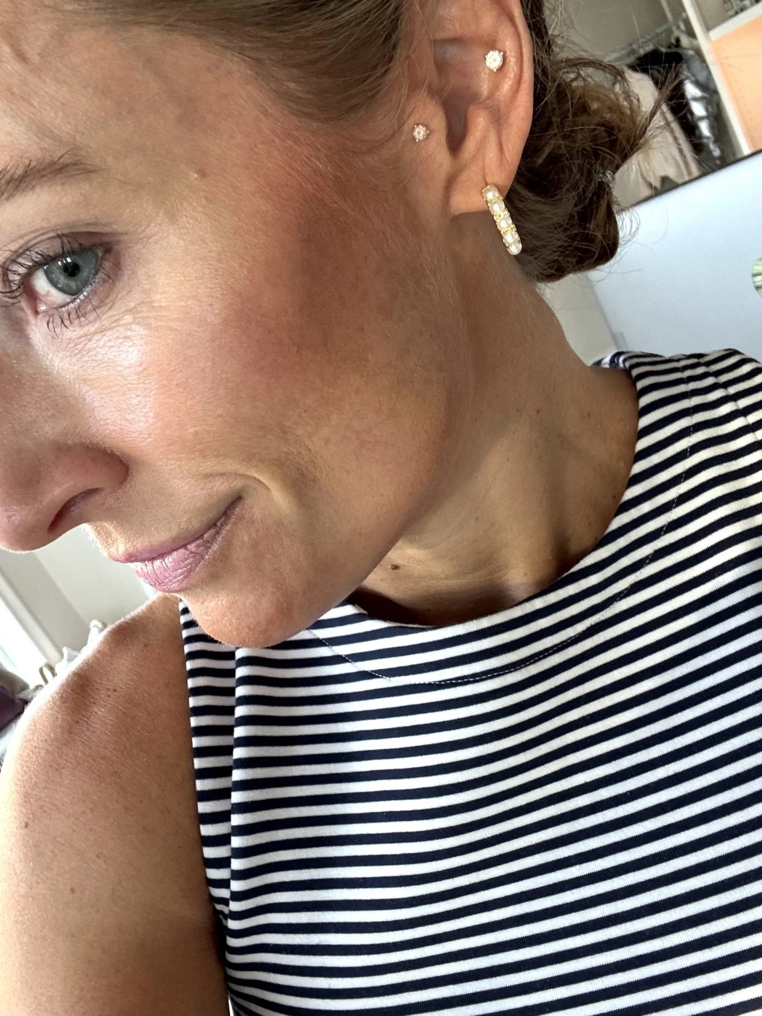 Loving these simple earrings and the PRICE 🙌🏼

#LTKFindsUnder50 #LTKStyleTip