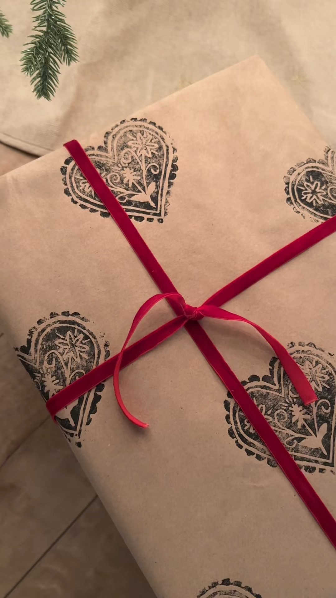 This might be my favourite Christmas diy yet! How cute is this custom wrapping paper!? 🎅🏼✨ #christmasdiy #Christmascrafts #craftymoms #christmaswrapping #diy 

#LTKHoliday #LTKGiftGuide #LTKSeasonal