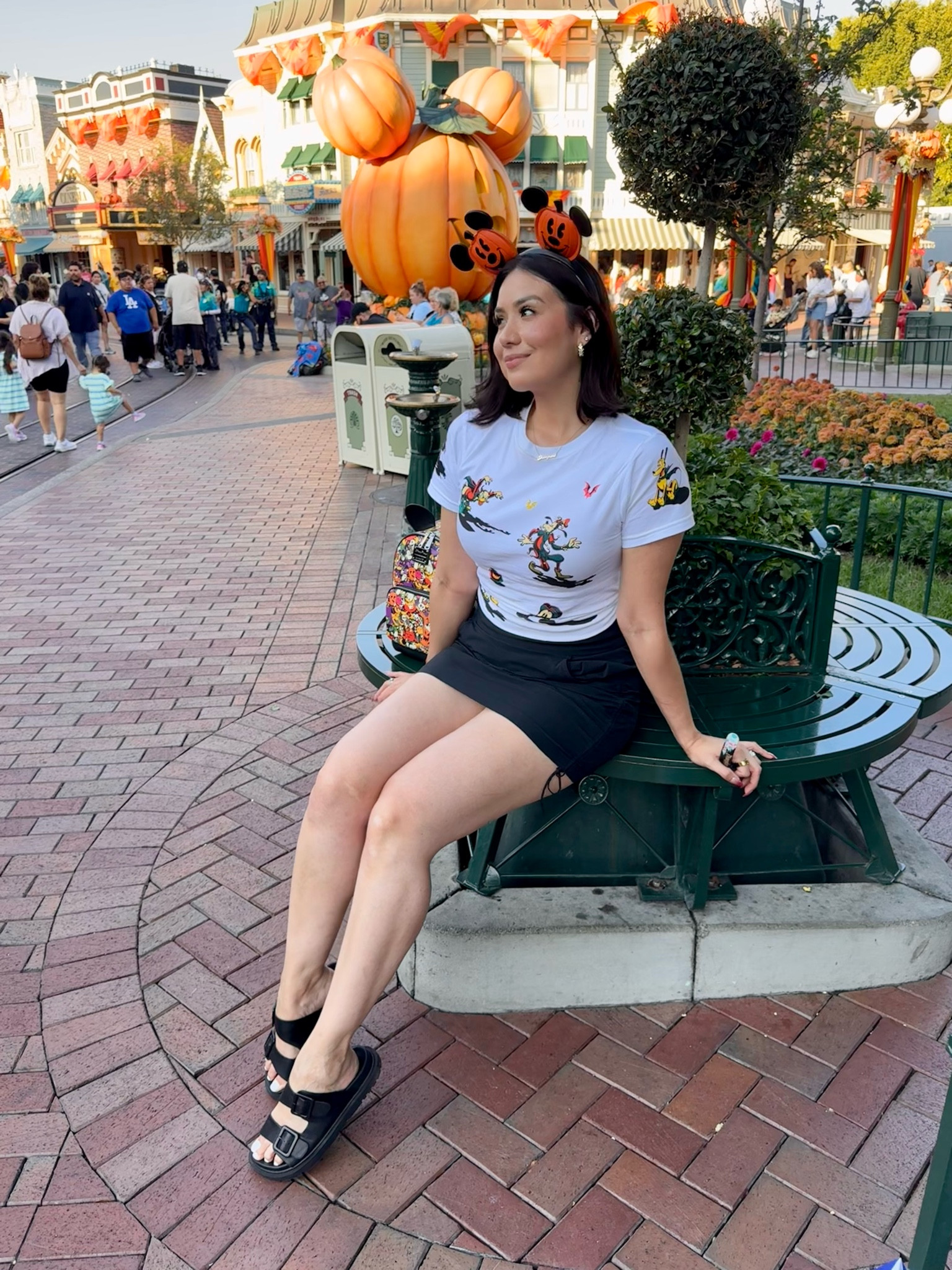 First Halloween OOTD 🎃
Disney Halloween shirt is last years and ears are sold out online. Ears are available at the Disney parks.
Linked similar products :)