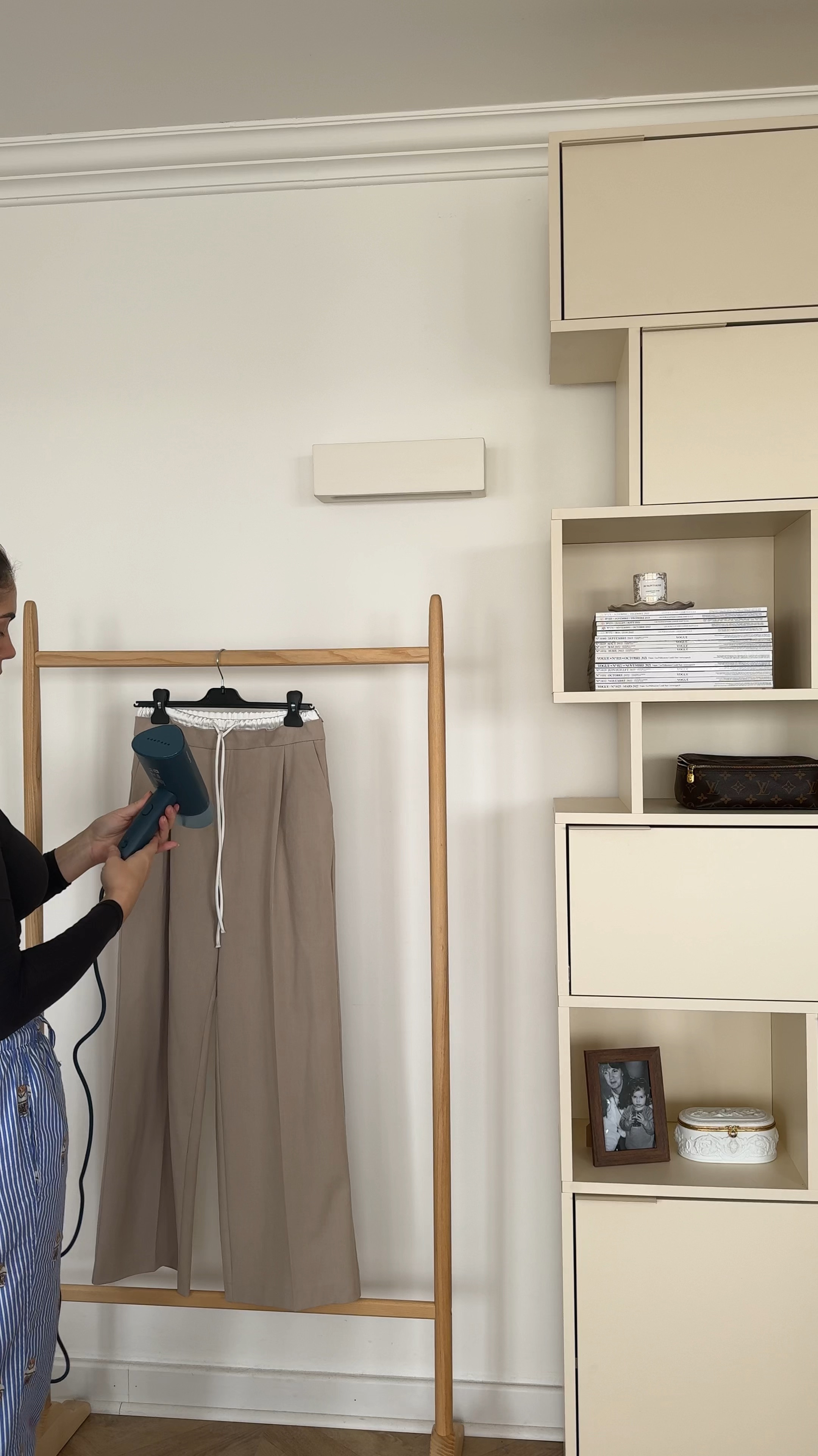 Le defroisseur vapeur Philips est l’allié parfait pour vos voyages, shooting et défilés. Simple à utiliser, rapide et facile à ranger/transporter. 

-10% avec le code : SALOME10DA
Valable jusqu’au 05.03 
Publicité 

#LTKSeasonal #LTKstyletip #LTKVideo