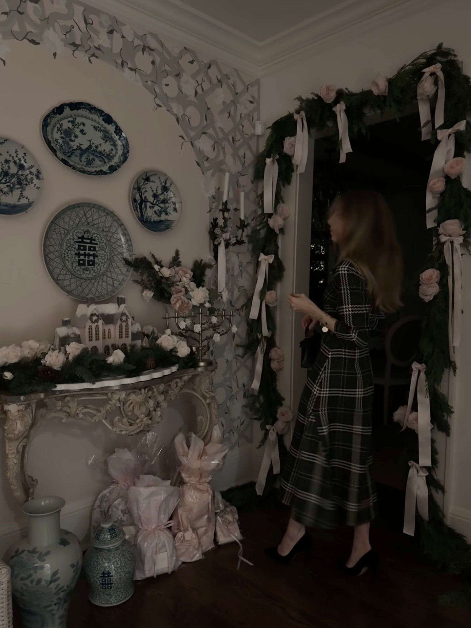 Prettiest tartan dress! 

#LTKHoliday #LTKootd #LTKdayinmylife