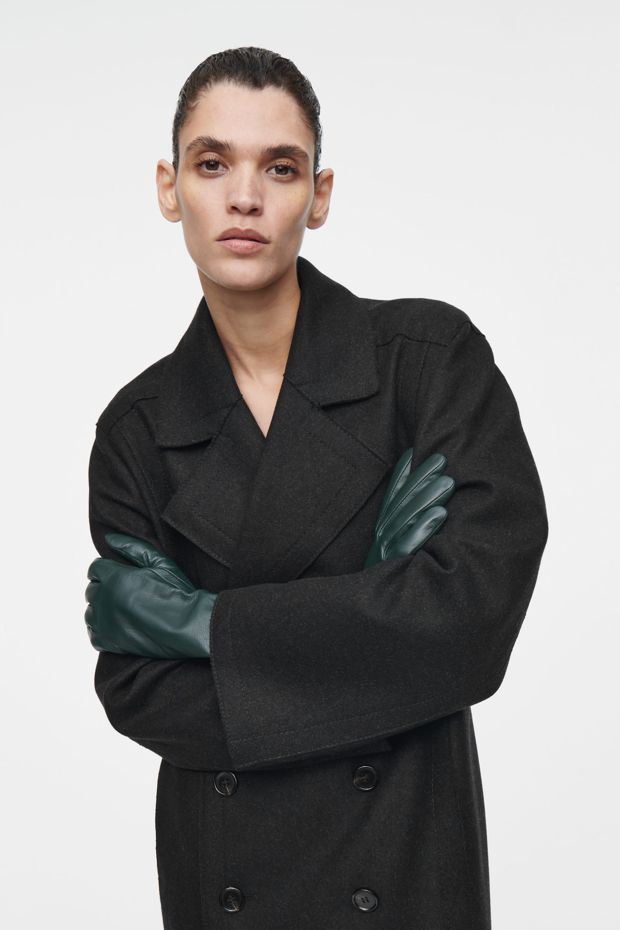 CASHMERE-LINED LEATHER GLOVES - DARK GREEN | COS (AU)