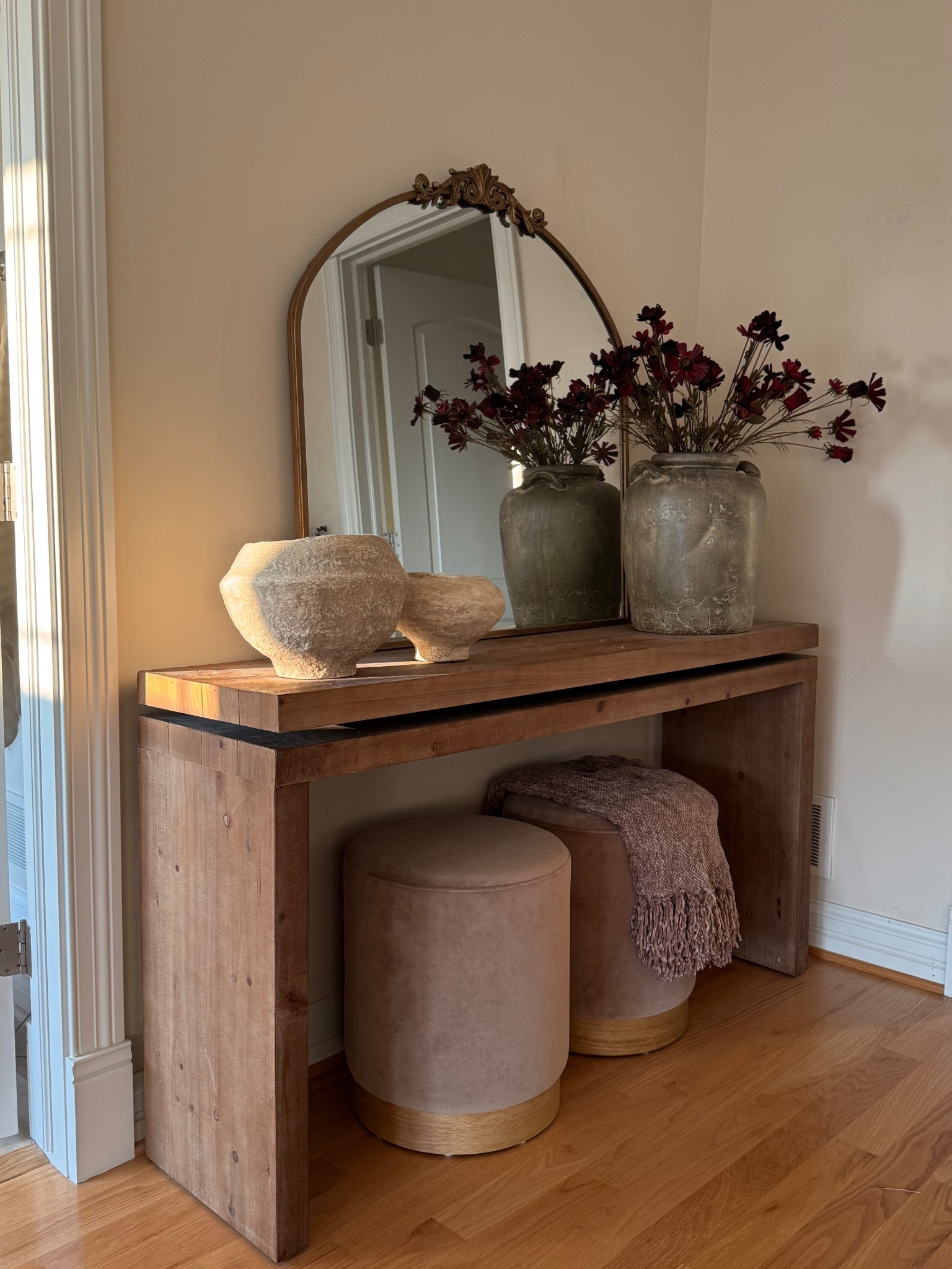 Console table styling inspiration! This designer inspired console table is under $350 @wayfair and incredible quality! I have the dark brown color! #wayfairpartner #wayfair #wayfairfinds #consoletable #falldecor 

#LTKHome #LTKSaleAlert #LTKSeasonal