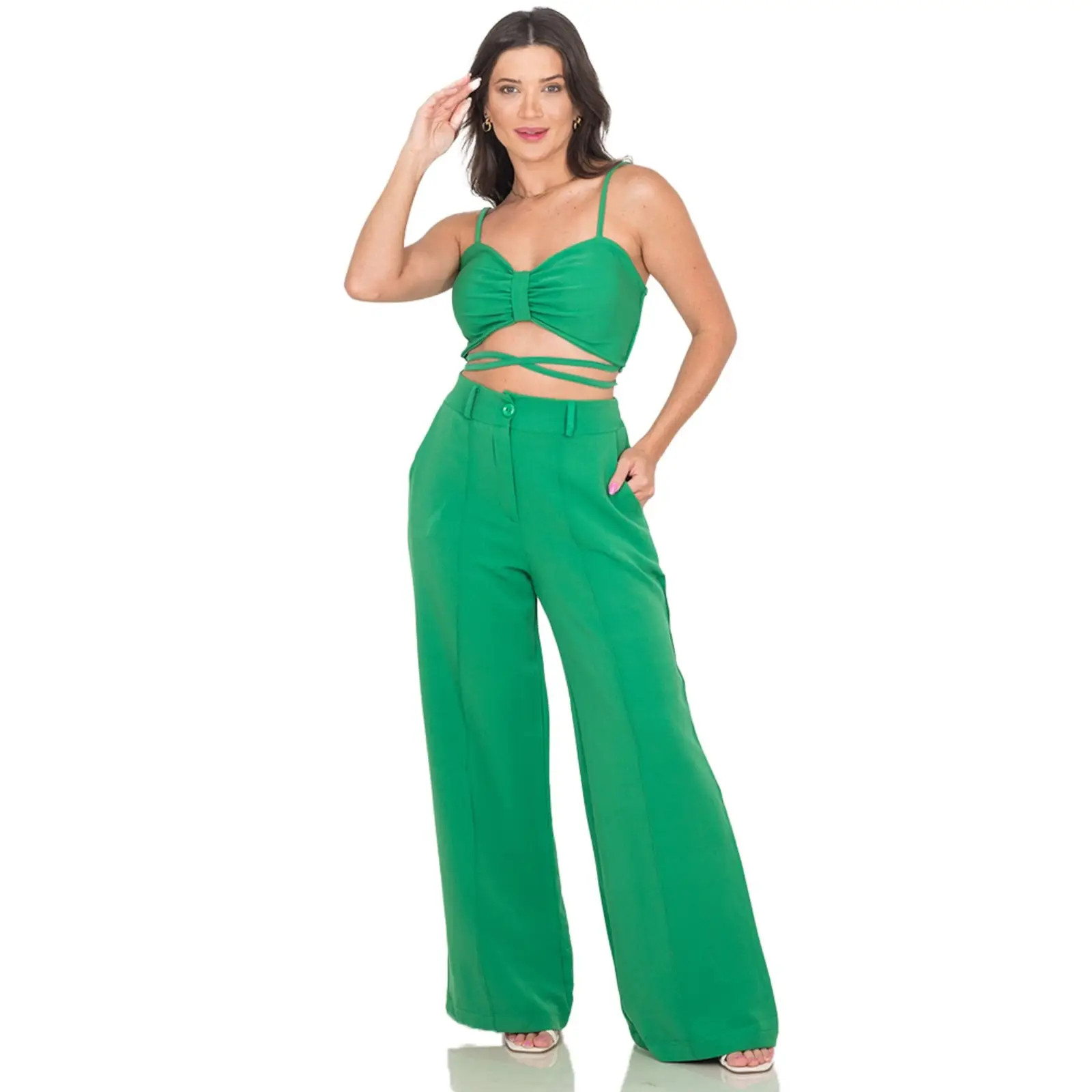 Conjunto Alfaiataria Feminino Cropped E Calça Pantalona Lisa | Dafiti (BR)