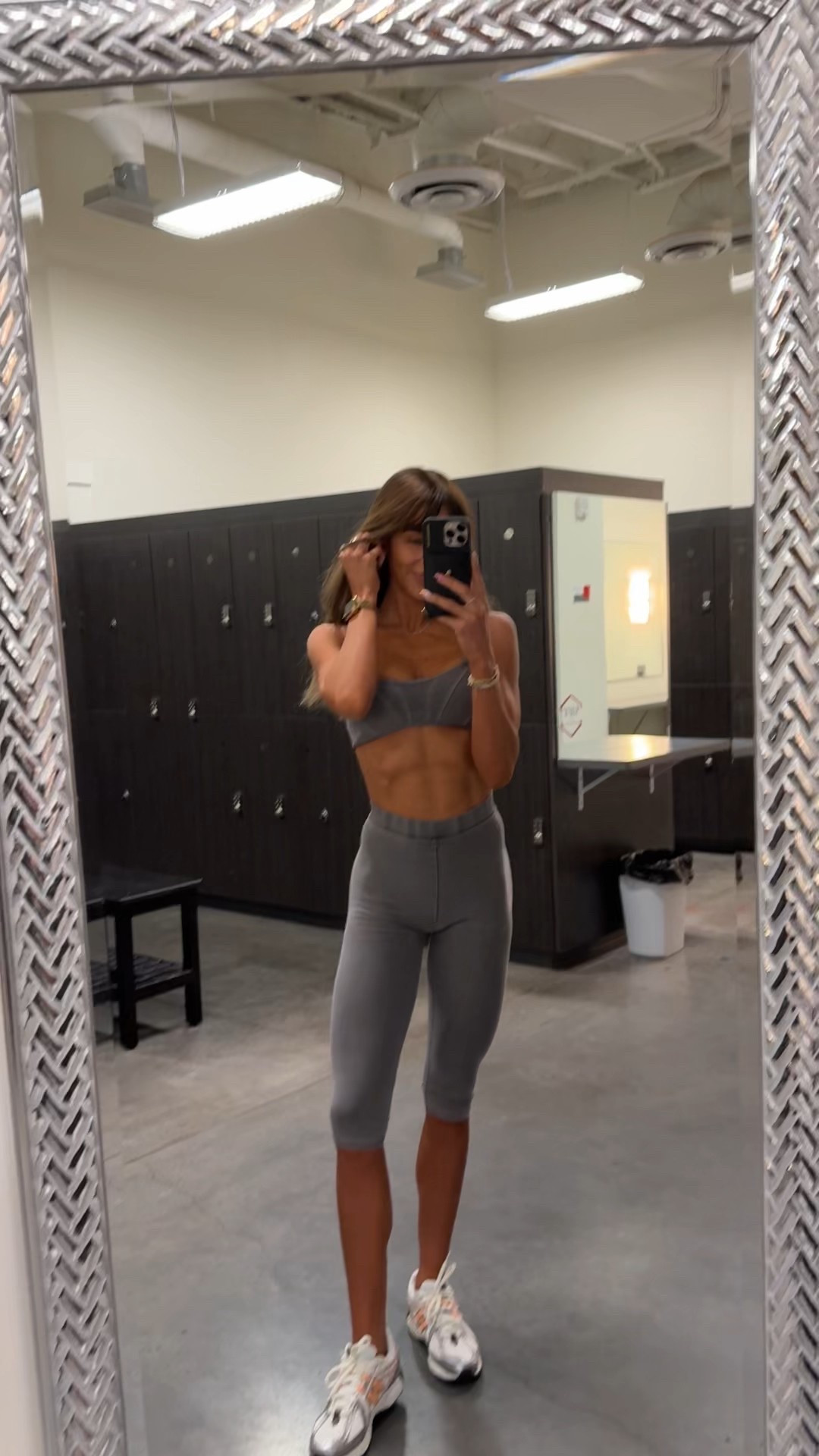 Love love love this fit!!

Bra xs
Legging xxs