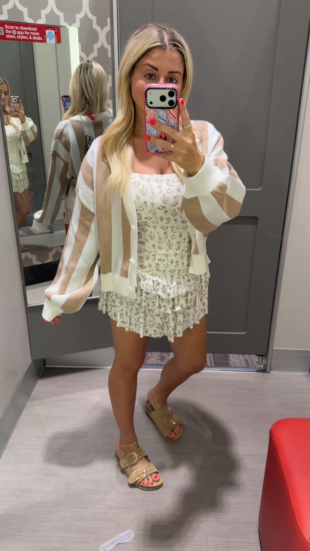 New target outfit
Size xs
Sandals tts