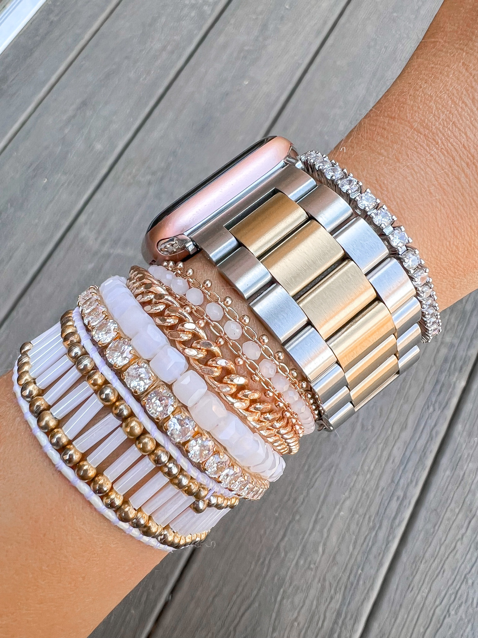 Designer inspired Apple Watch band! Looks just like a Rolex!

Amazon find
Amazon accessories

#LTKunder50