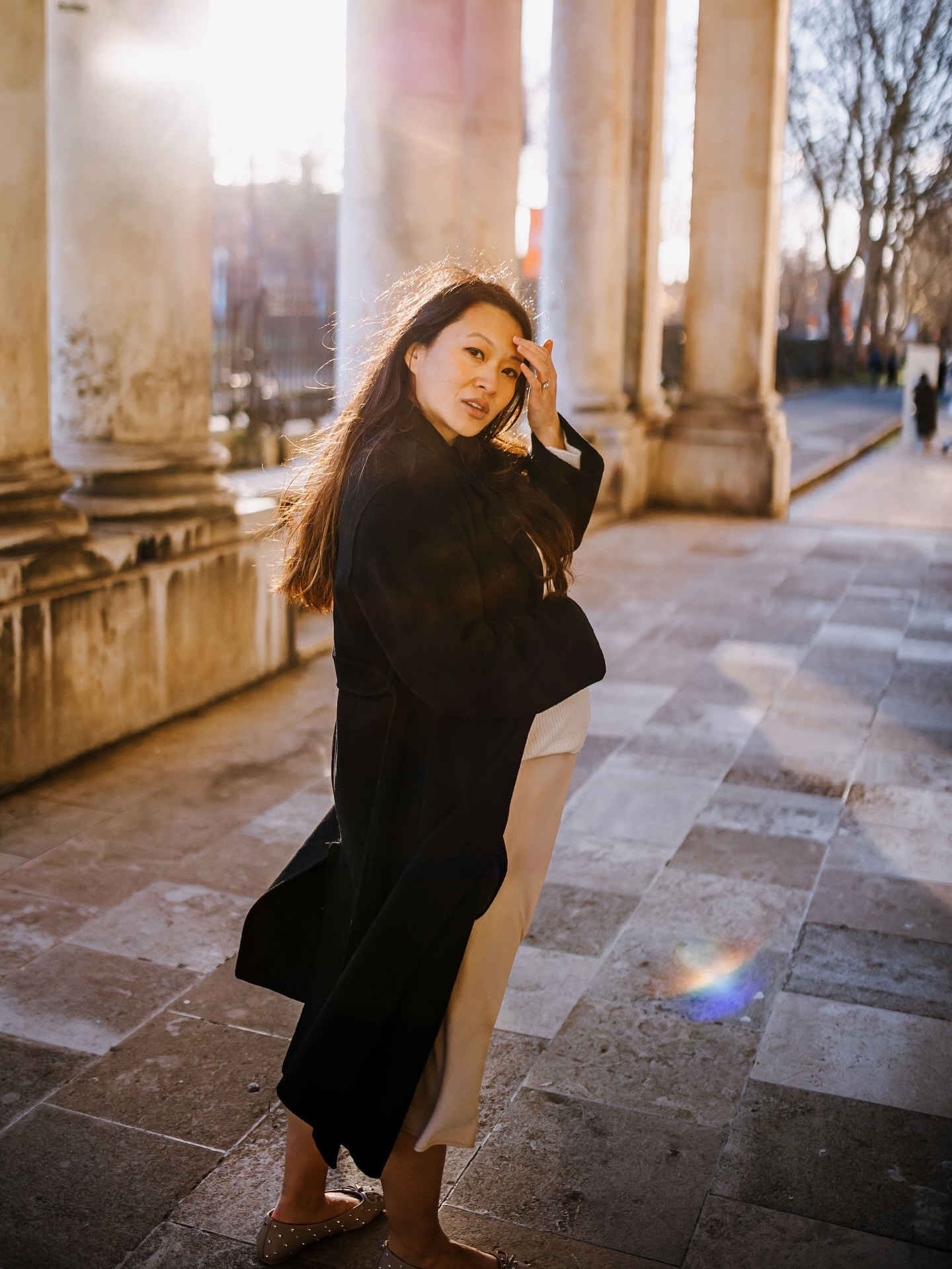 Where I think social media is heading in 2026 — from someone with a background in digital marketing.

In an era of stretched pockets, value has become fashionable again.

Slide 1 — Educational content is the flex now
• With incomes being stretched more than ever, people don’t want fluff — they want value.
• Educational content is winning because audiences are more selective with their time.
• Useful, insightful, or genuinely honest content is what people choose to follow now.

Slide 2 — The luxury aesthetic is starting to dip
• The shift is already happening — experiences are being prioritised over products, with Hermès handbags once in constant demand now being resold.
• Overly polished, aspirational content feels less relatable than it used to.
• Relatability and realism are becoming more aspirational than perfection.

Slide 3 — Storytelling is becoming more important than aesthetics
• Pretty content might stop the scroll, but stories build connection.
• Audiences want context, growth, and real narratives — not just highlight reels.
• Storytelling is what keeps people invested long-term.

Slide 4 — Quiet marketing is on the rise
• Less “buy this now” and more products naturally existing in everyday life.
• Audiences trust what feels lived-in, not aggressively sold.
• Subtlety is converting better than hard selling.

Slide 5 — More content isn’t better anymore
• Audiences are overwhelmed by volume and constant posting.
• Fewer, more thoughtful posts are becoming more save-worthy and shareable.
• Quality, intention, and clarity are beating quantity again.

I’ll be honest — I haven’t always been able to show up like this while working full-time / pregnant. 
But this is the direction I’m intentionally moving toward in 2026.
Less noise, more substance.

Beautiful photography by @constancedoylephotography ✨