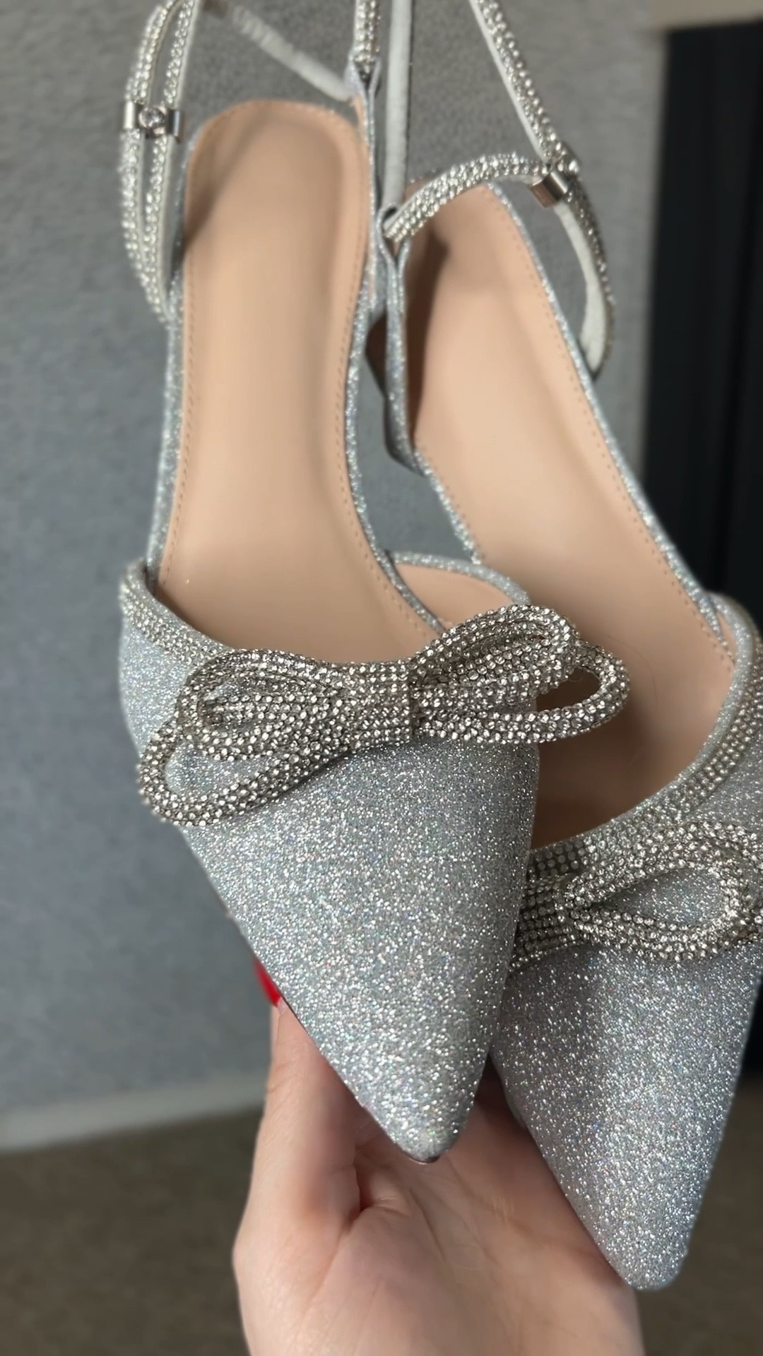 Silver sparkly bow heels— perfect for the holidays/NYE weddings or any occasion 😍✨

#LTKParties #LTKHoliday #LTKStyleTip