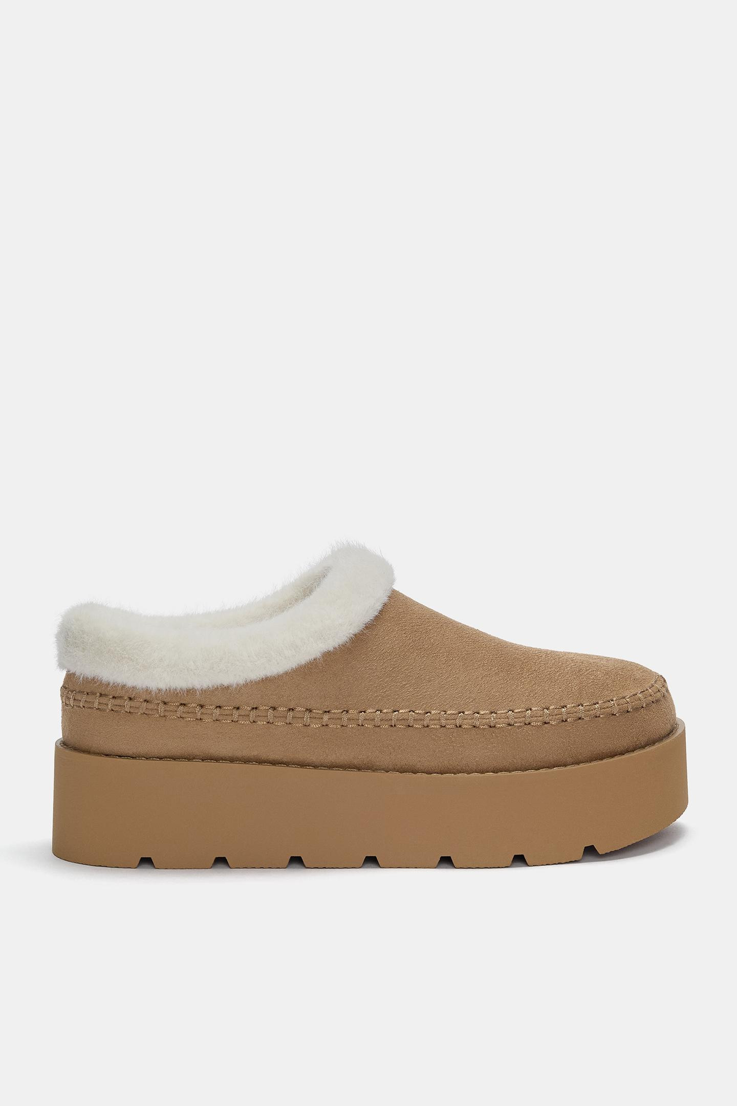 Plateau-Clogs aus Kunstfell | PULL and BEAR DE