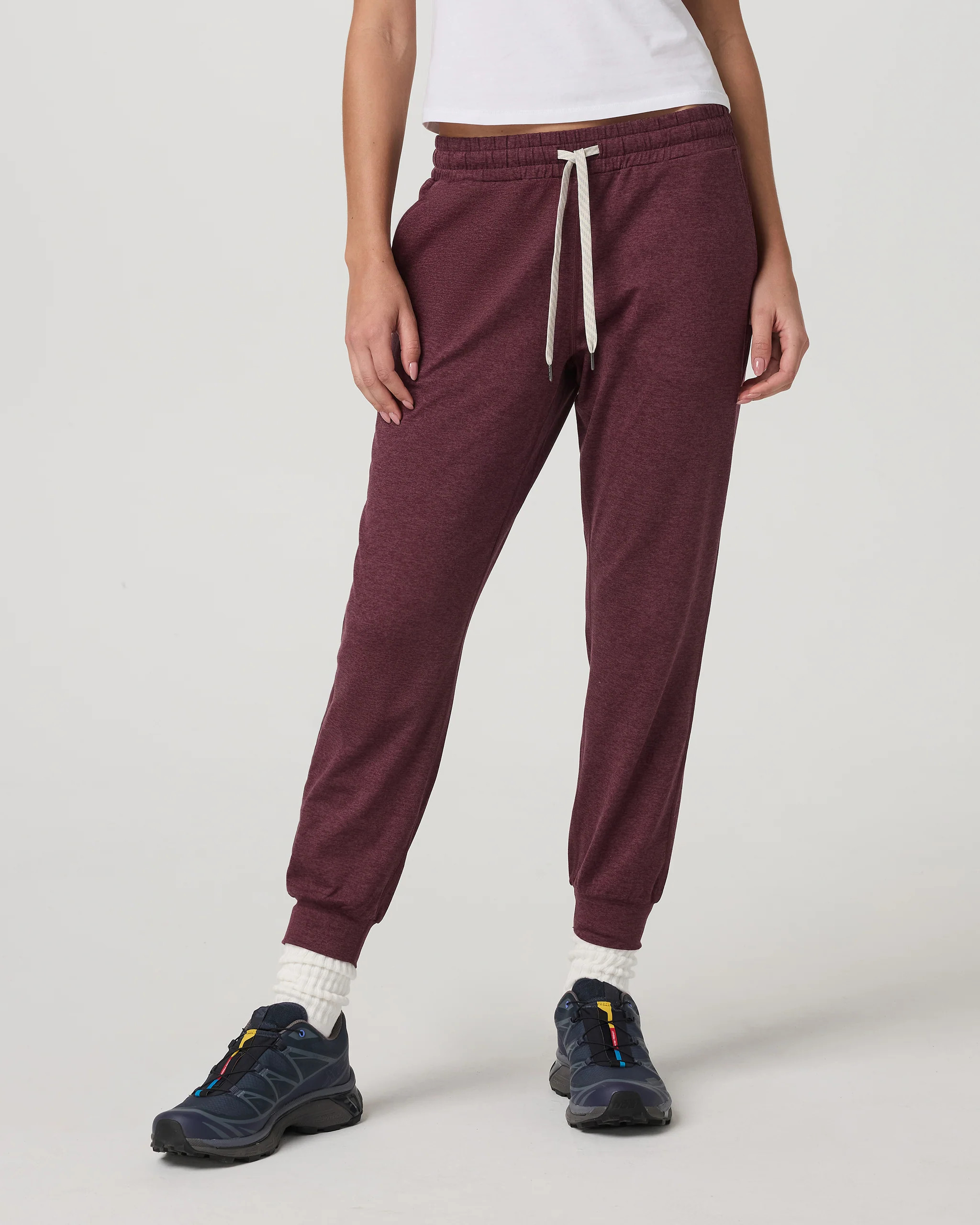 Performance Jogger – Women's Fig Heather Joggers – Vuori | Vuori Clothing (US & Canada)