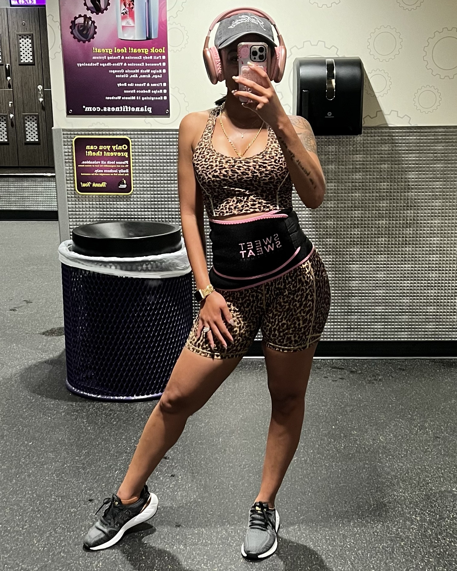 Having a solid gym routine to get me through the week, makes life that much better. My gym goal is 3-4 days a week. It helps not only my physical well being but mental and I feel so accomplished by getting a good morning workout.

Jamming to some good music and sweating my butt off with my sweat band. Great for helping losing belly fat.

#LTKActive #LTKFitness #LTKBeauty