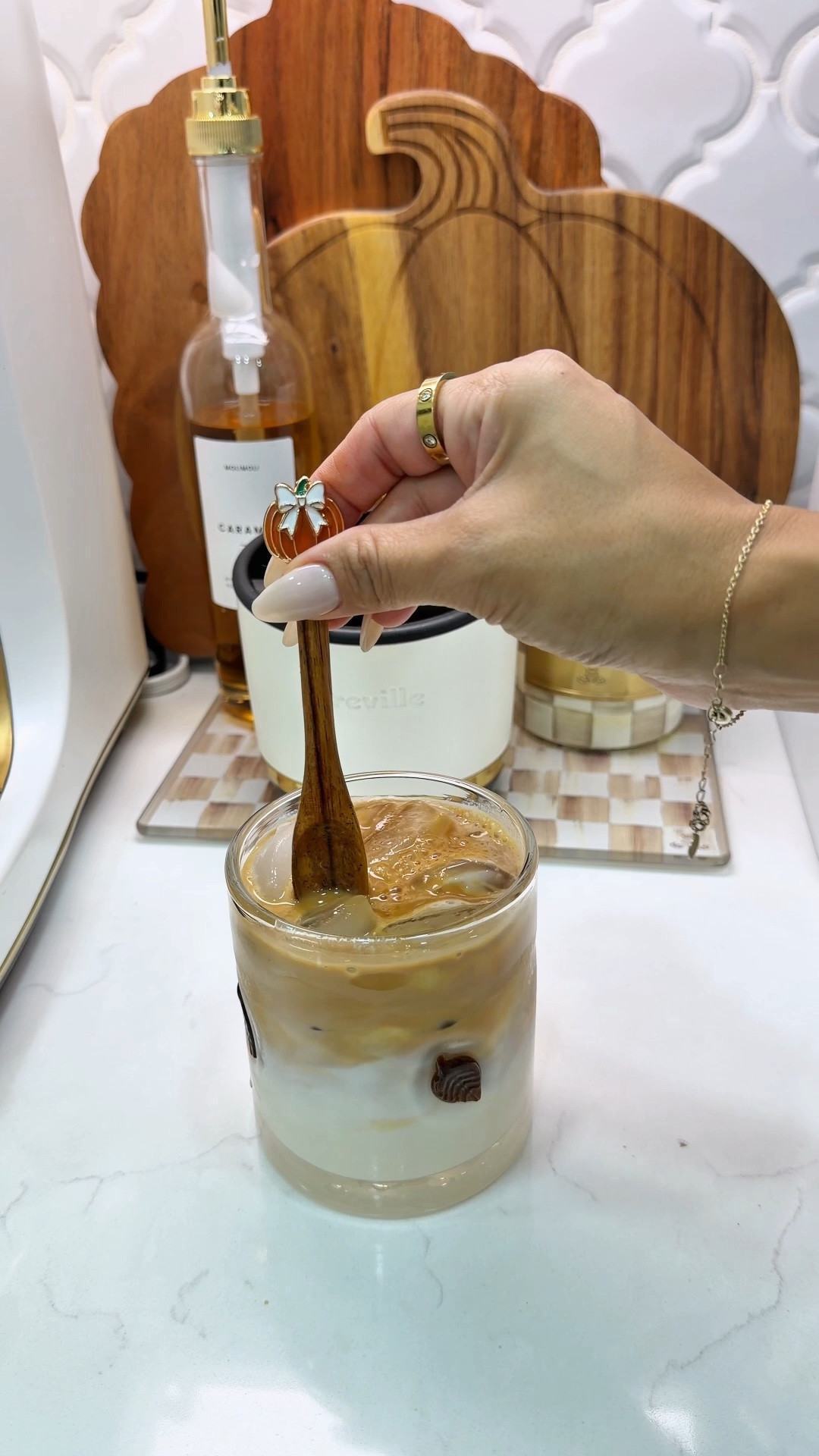 First pumpkin spice coffee of the season 🎃☕️ Espresso, vanilla bean paste, a pinch of sea salt + Chobani pumpkin spice creamer. Fall coffee season has officially started over here 🍂

Are you team pumpkin spice or not yet? 👀