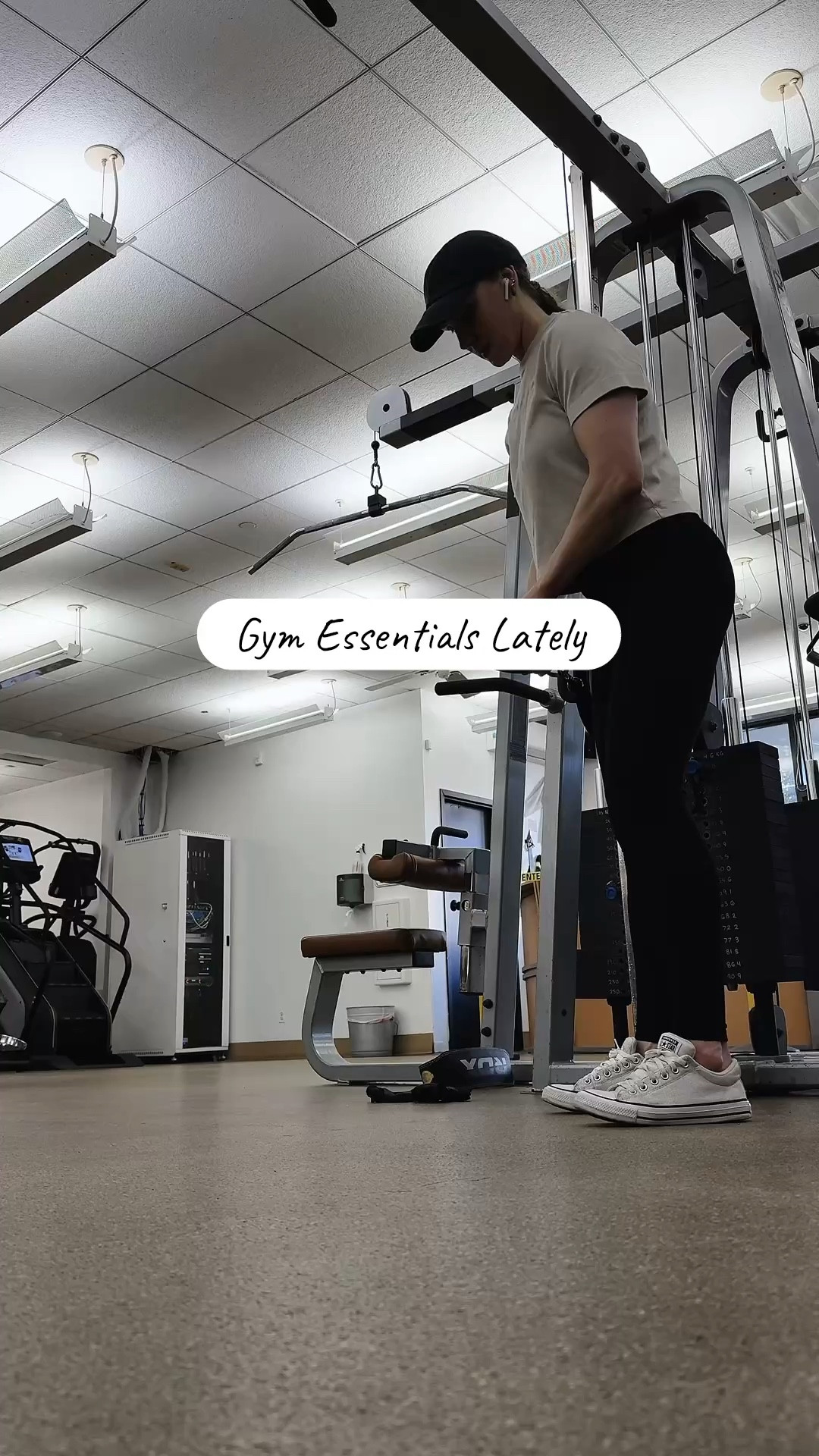 Current gym essentials + today’s outfit

#ltkfit #gymstyle #workoutwear #fitnessroutine #activewear

#LTKSaleAlert #LTKfitnessgoals #LTKActive