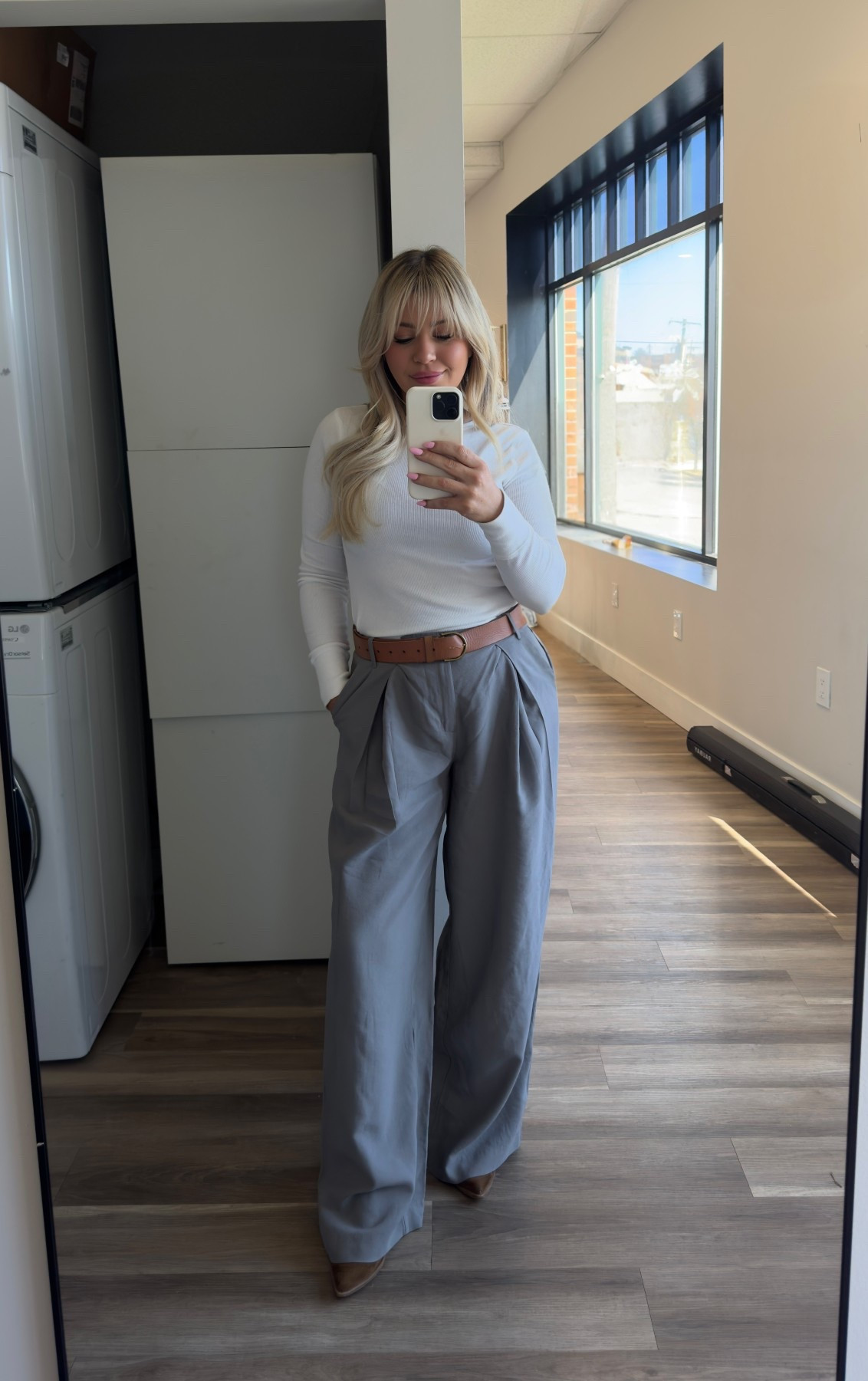 Whit basic ribbed long sleeve top size small 
Grey pleated dress pants size 6
Block heel booties size 7

#LTKdayinmylife #LTKWorkwear #LTKootd