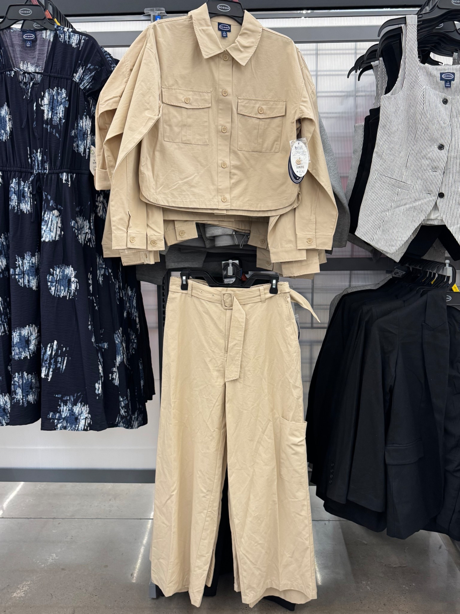 This is cute for casual look! High waisted cargo trousers with matching spring shacket . You can never go wrong with khaki 