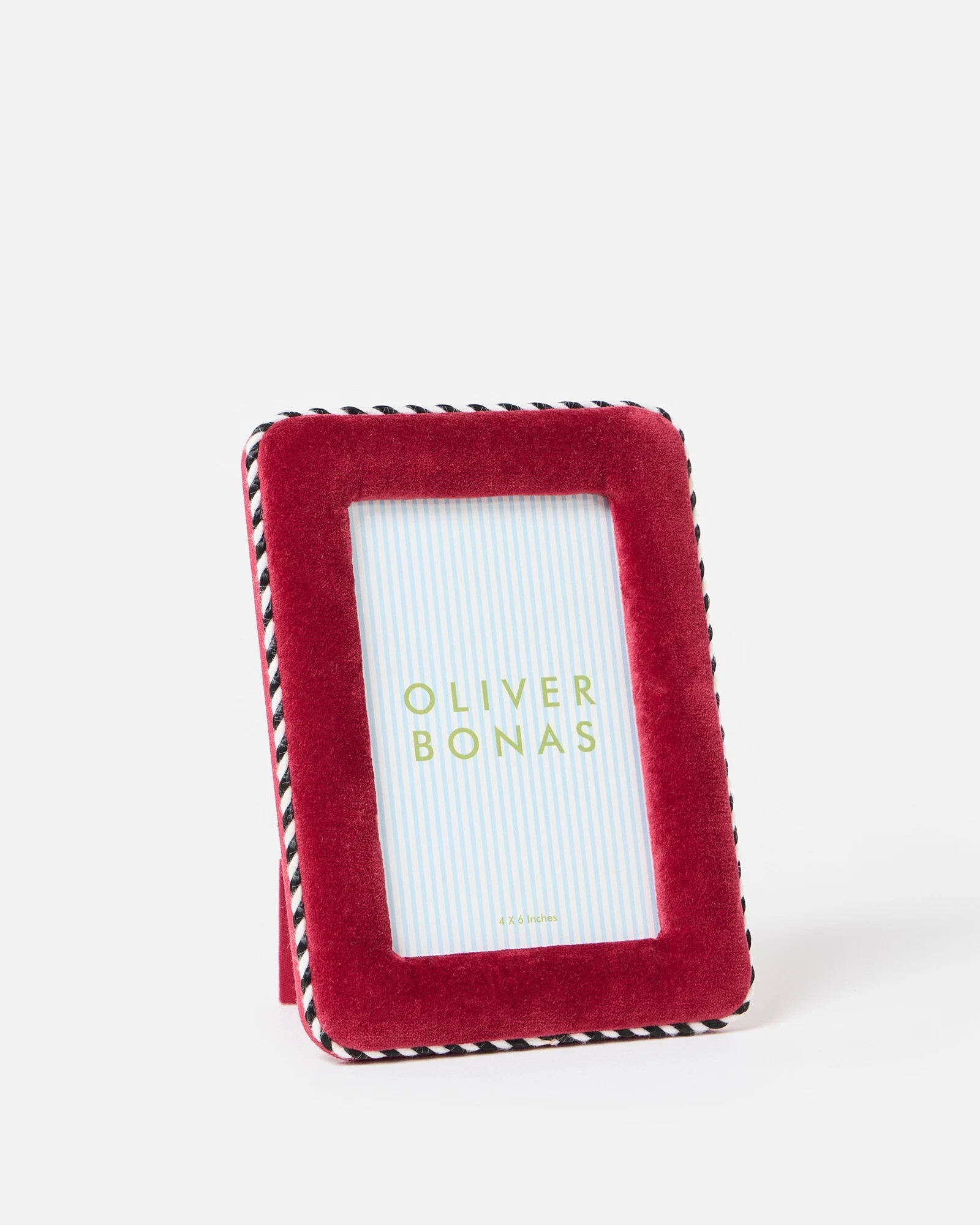 Dulce Burgundy Velvet Photo Frame 6x4" | Oliver Bonas | Oliver Bonas (Global)
