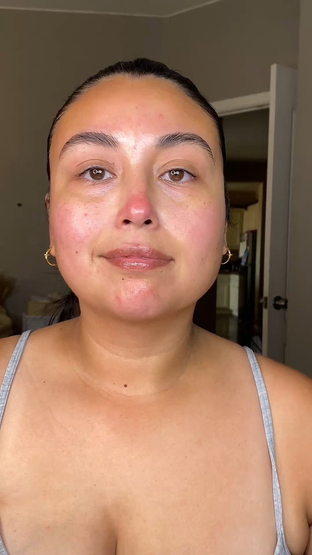 nothing better than tinted spf
loving The Uniform from @merit 
comes in 15 flexible shades i'm wearing the shade 18
so seamless to blend and melts into the skin like butter
it has spf 45 and no white cast it's such a beautiful formula 
I've been loving a tinted spf for everyday to let my skin breathe but also look more polished.

Also using the No.1 blending brush I've never tried Merit brushes but very impressed with how versatile this brush is and makes blending so effortless.


#LTKBeauty #LTKFindsUnder50