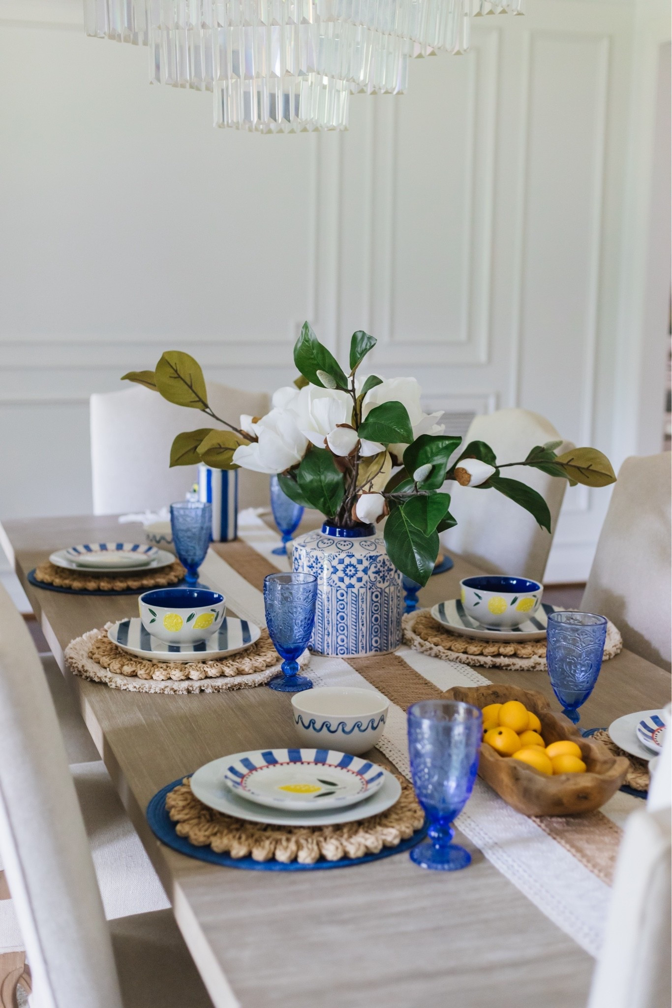 Summer Tablescape Inspiration ☀️🍋💙
A simple mix of blue and white with lemon accents for a fresh summer table that’s both functional and beautiful to look at. Perfect for brunches, family dinners, and seasonal entertaining.

summer tablescape // summer decor // table setting // blue and white decor // lemon decor // dining room decor // entertaining at home // summer entertaining // home styling // seasonal decor // hostess inspiration // elevate the everyday