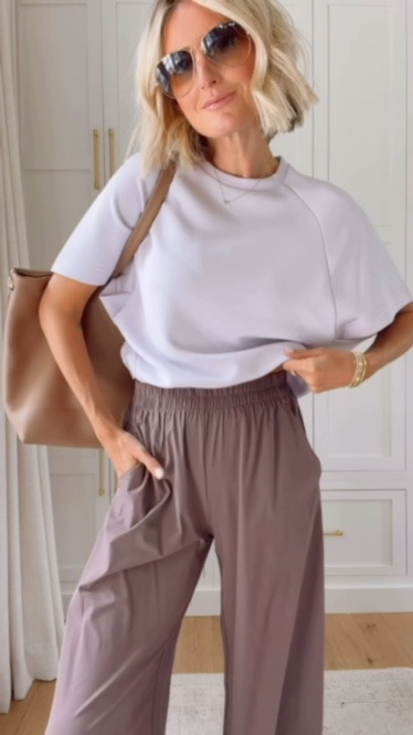 The perfect throw & go everyday look! Wearing S.

Loverly Grey, NSALE, Nordstrom sale, sale alert, activewear, athleisure

#LTKootd #LTKSeasonal #LTKActive