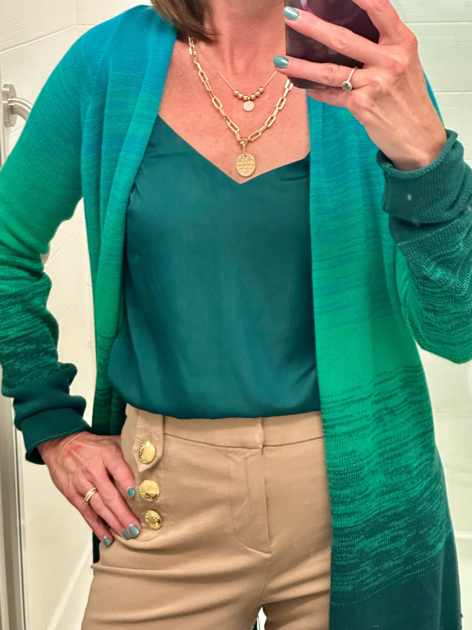 Fall Outfit 

Absolutely love this beautiful green color for fall paired with these khaki pants. It makes a fabulous work outfit. Wearing a size S in cardigan, size S in cami and a size 4 in the pants. Also will include the link to all the beautiful jewelry and the shoes I wore - not pictured. 







fall clothing, fall fashion, khaki pants, fall style, fall outfit, workwear, work attire, office attire, work outfit, Tatum cardigan, green cardigan, green outfit, Lilly Pulitzer, gold jewelry, 

#LTKSeasonal #LTKGiftGuide #LTKshoecrush #LTKitbag #LTKstyletip #LTKbeauty #LTKworkwear #LTKover40