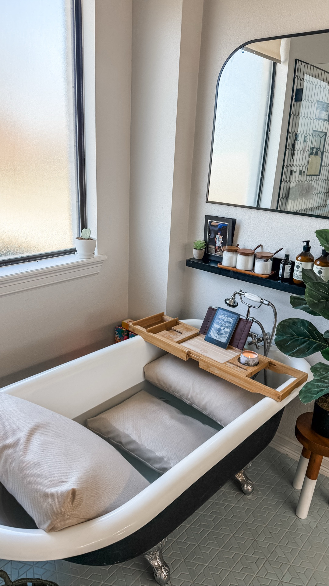 #ad @BADESOFA®  the Mother’s Day gift she’ll actually use 🤍

An easy upgrade to her everyday routine—this bath pillow makes any bath feel instantly more comfortable. It’s soft, supportive, and actually stays in place.


#LTKmomlife #LTKselfcare