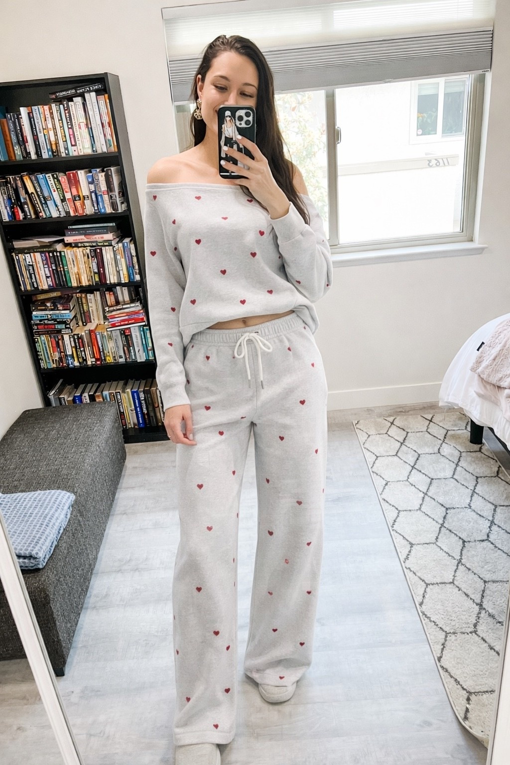 Abercrombie heart sweatshirt and sweatpant set is perfect for Valentines Day loungewear  

#LTKootd #LTKSeasonal #LTKValentine