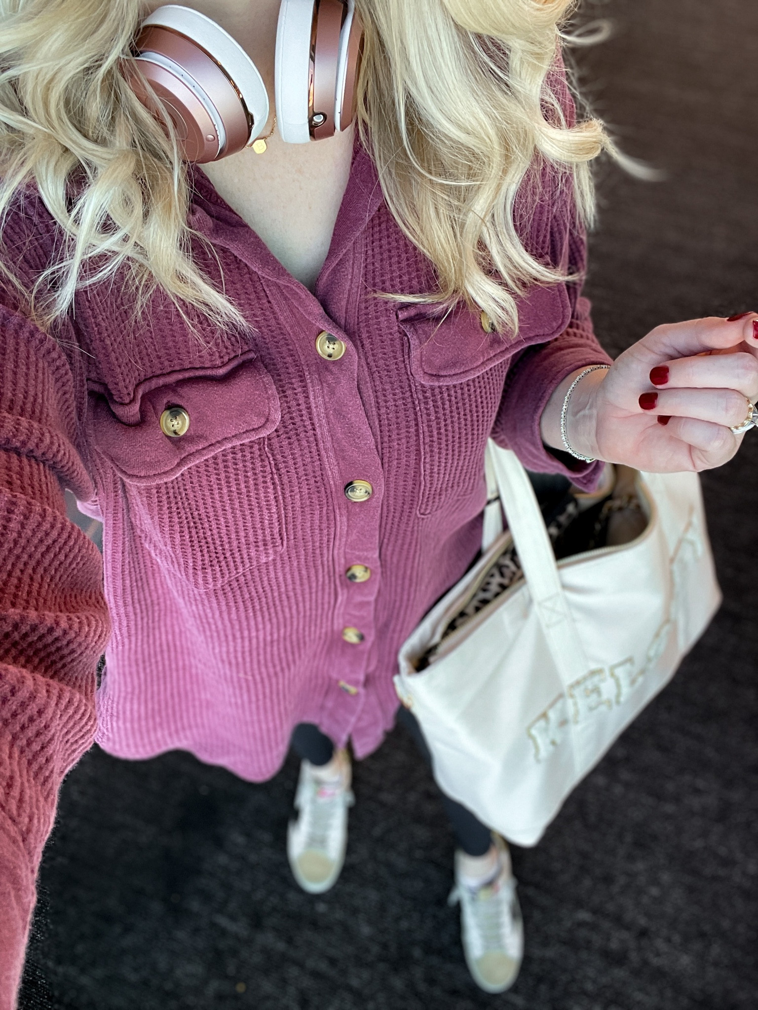 Travel ootd, Dallas, LTK Con, airport outfit, Walmart outfit, Walmart fashion, black leggings, name tote 

#LTKtravel #LTKCon #LTKfindsunder50