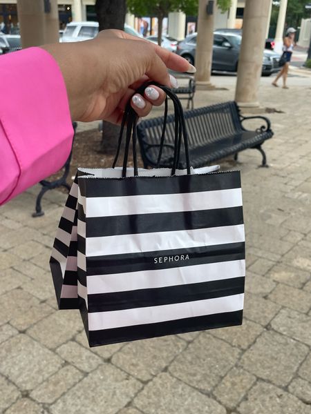 Sephora Sale Must Haves

#LTKbeauty #LTKHoliday #LTKsalealert