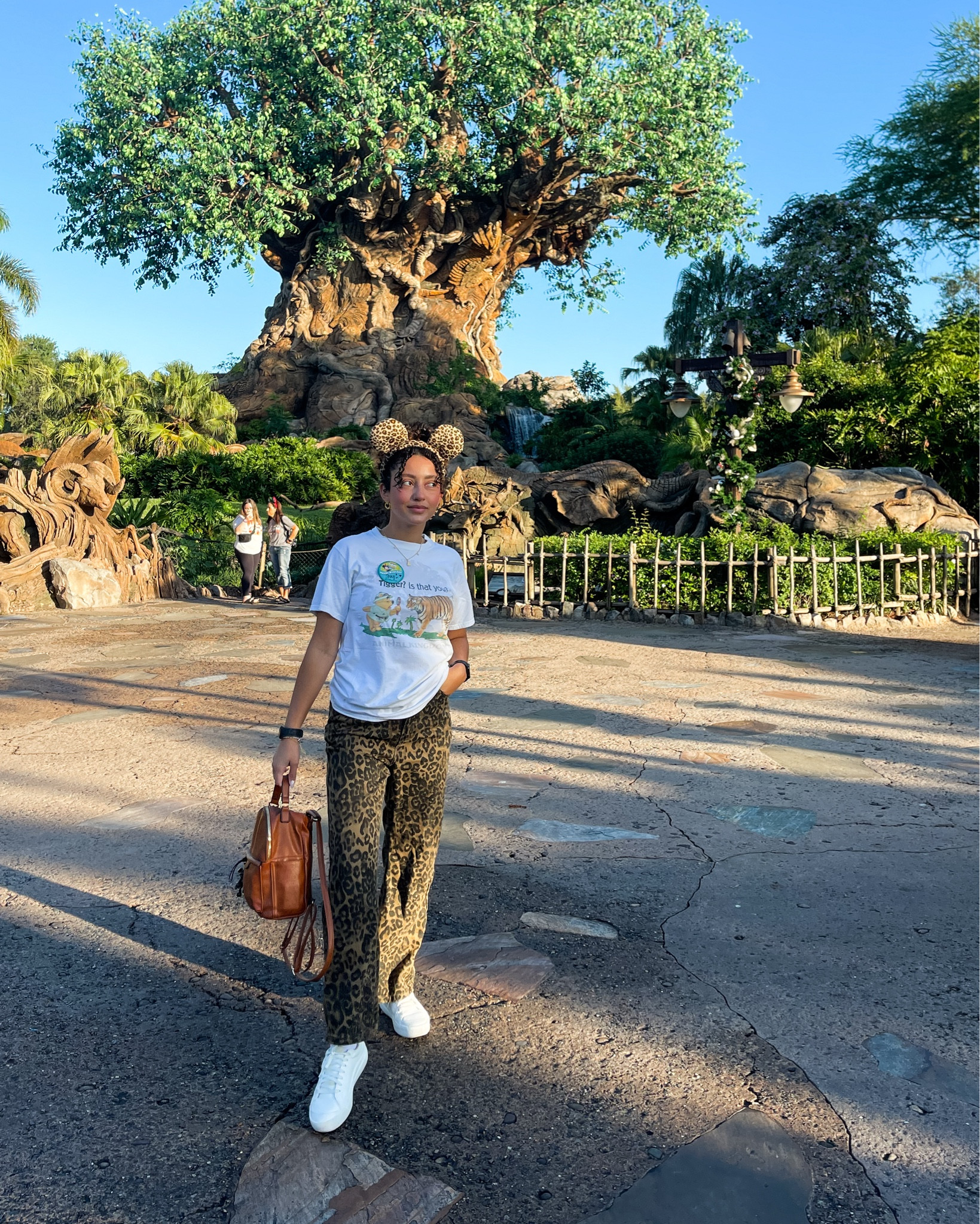 ANIMAL KINGDOM DISNEY OUTFIT🐆🤎

#LTKFindsUnder100 #LTKFindsUnder50