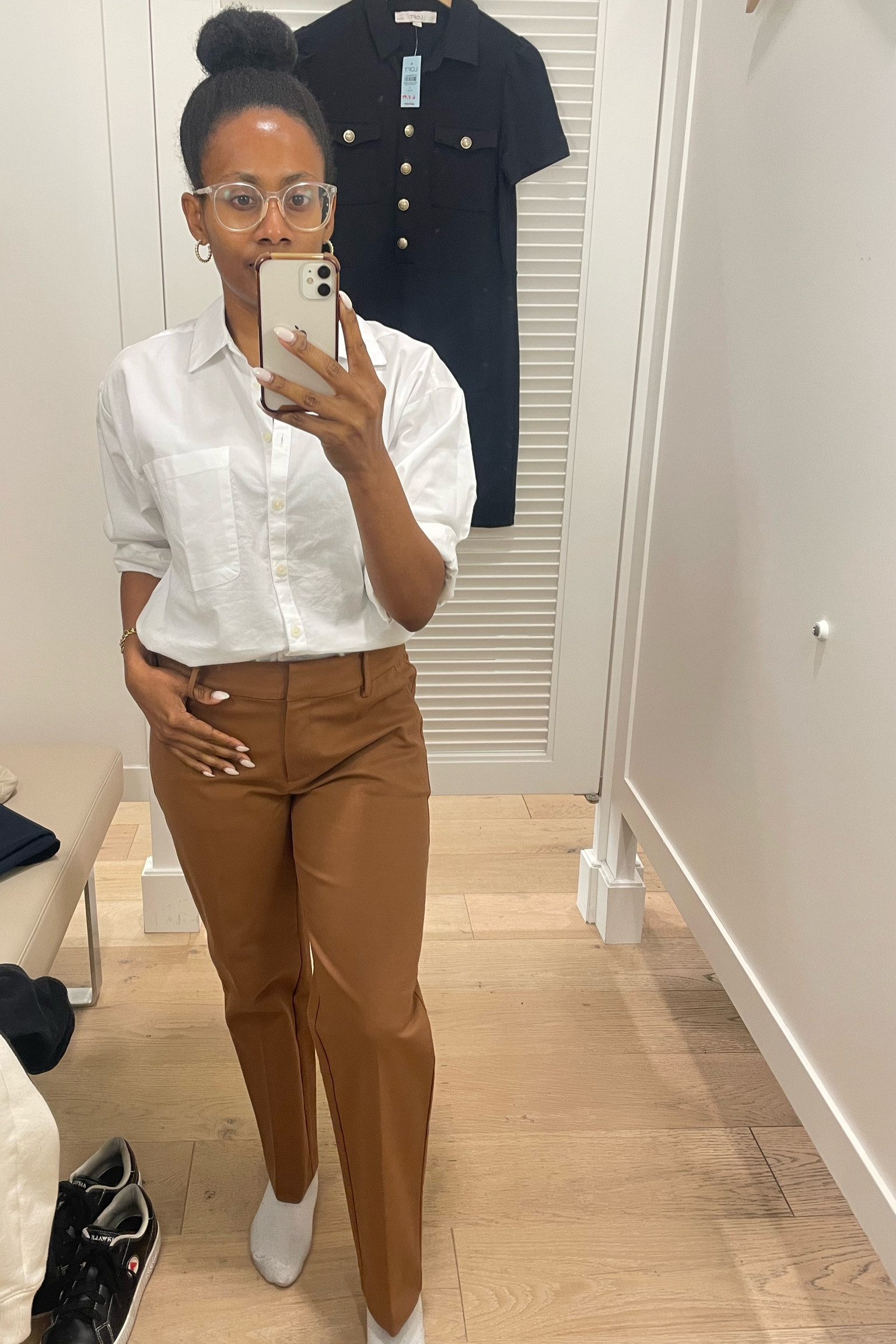 I’ve always wanted a button down white top that fits perfectly and feels so good and I finally found one at the #loft. These pants and this color are just perfect however, the pants are on the larger side so I would size down if you need to. I’m wearing a size S in the top and 2 in the pants. 

#LTKSaleAlert #LTKWorkwear #LTKFindsUnder50