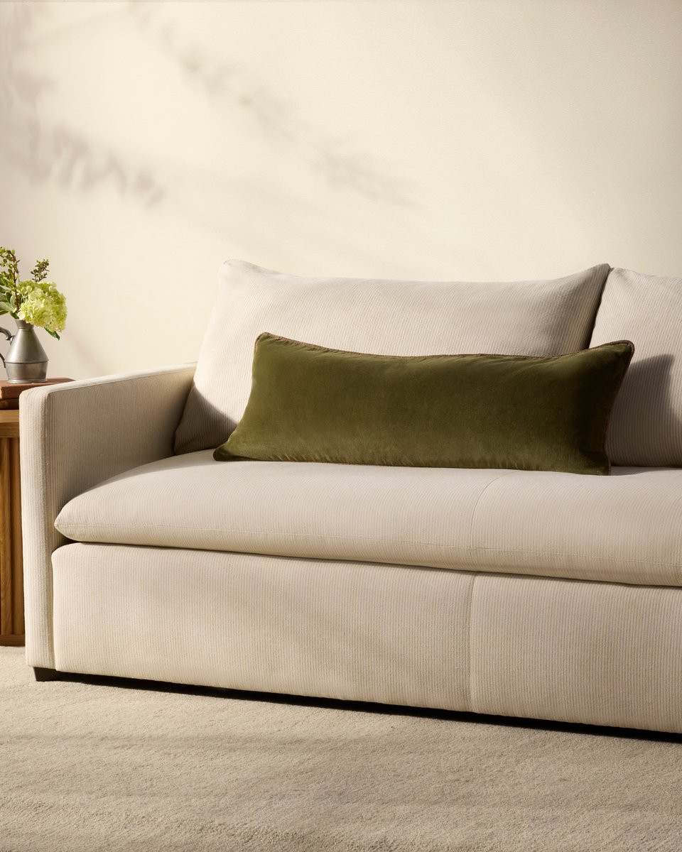 Liza Pillow - PCJ-0020 | Rugs Direct