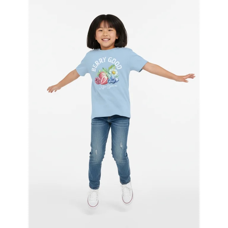 Wonder Nation Girls Berry Good Graphic T-Shirt with Short Sleeves, Sizes 4-18 | Walmart (US)