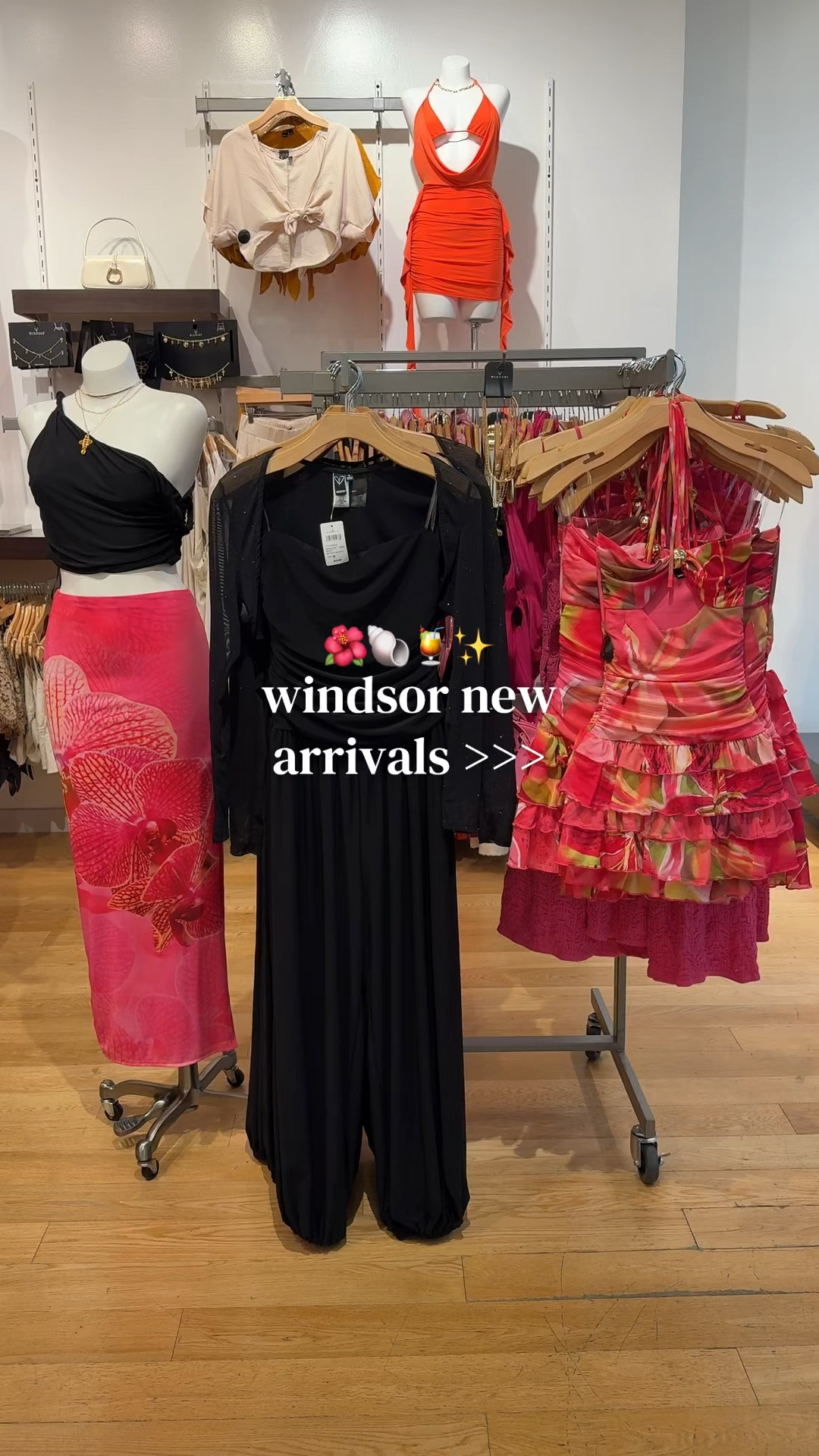 windsor’s summer dresses >>>

#LTKSeasonal #LTKSaleAlert #LTKootd