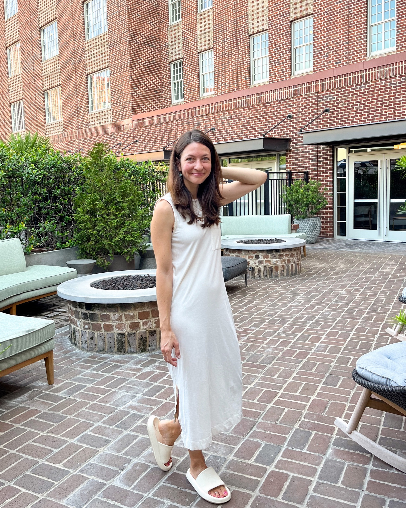 Easily the most worn dress in my closet. I have it in 2 colors & am considering a 3rd! It’s made of organic cotton & works for everything from running errands (wear with sneakers) to brunch (add a cute bag & sandals) to a night out (add a platform or wedge plus a bold lip)!