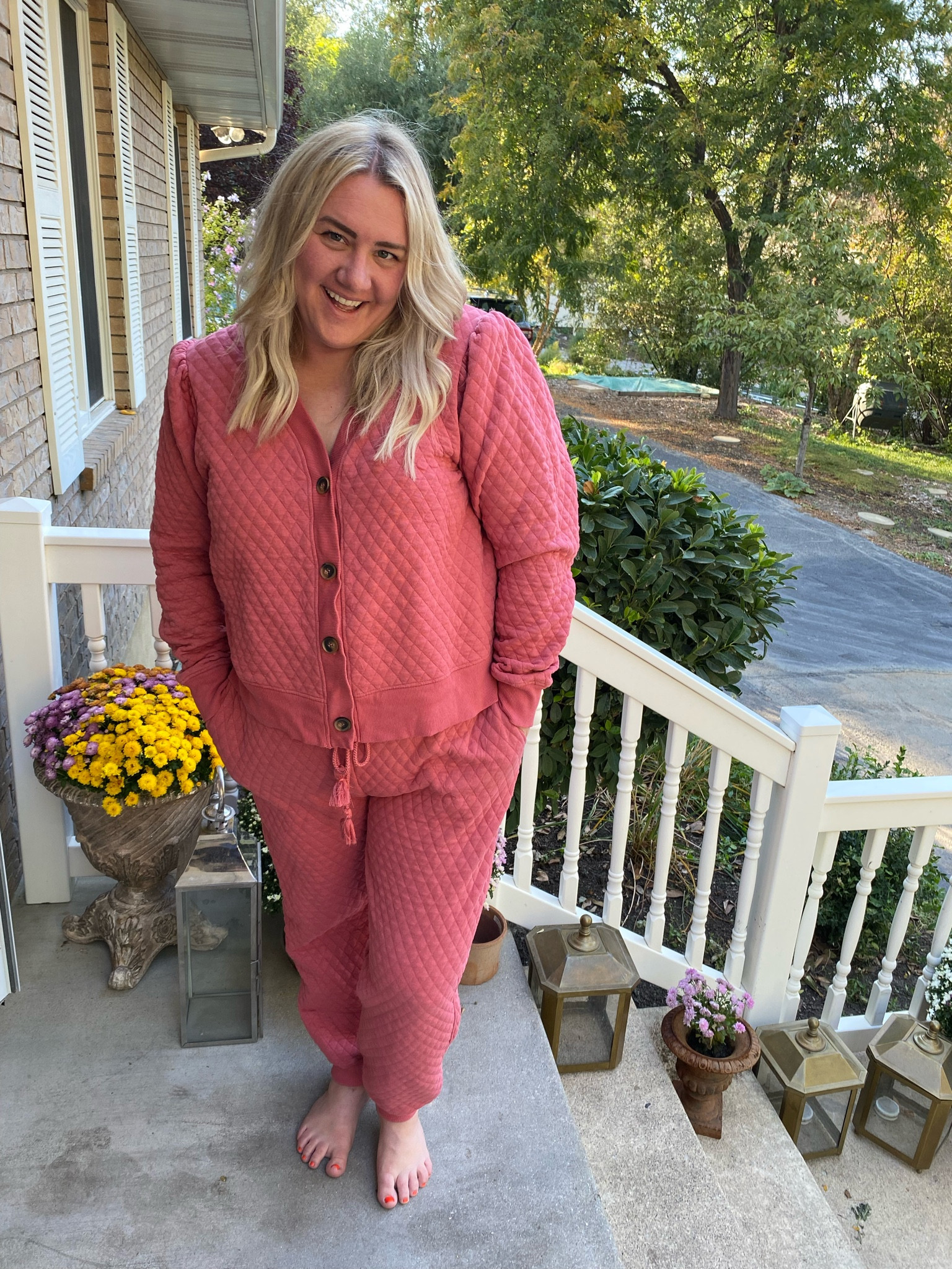 Here is the sweatshirt and I can’t find the joggers. But if you do it’s magic! 