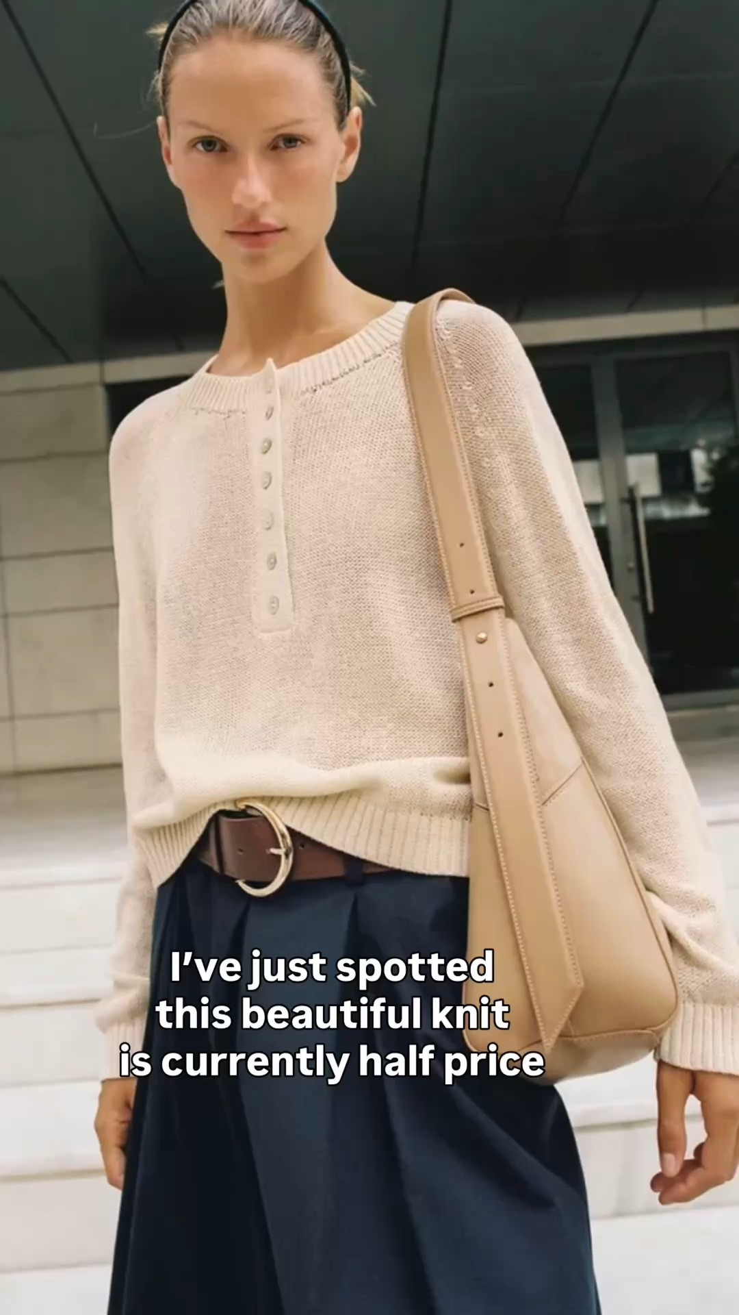 This beautiful light knot is great for this warm start to autumn. The button detail gives it neckline options and the colours are all fab with jeans x

#LTKautumn #LTKover50style #LTKstyletip