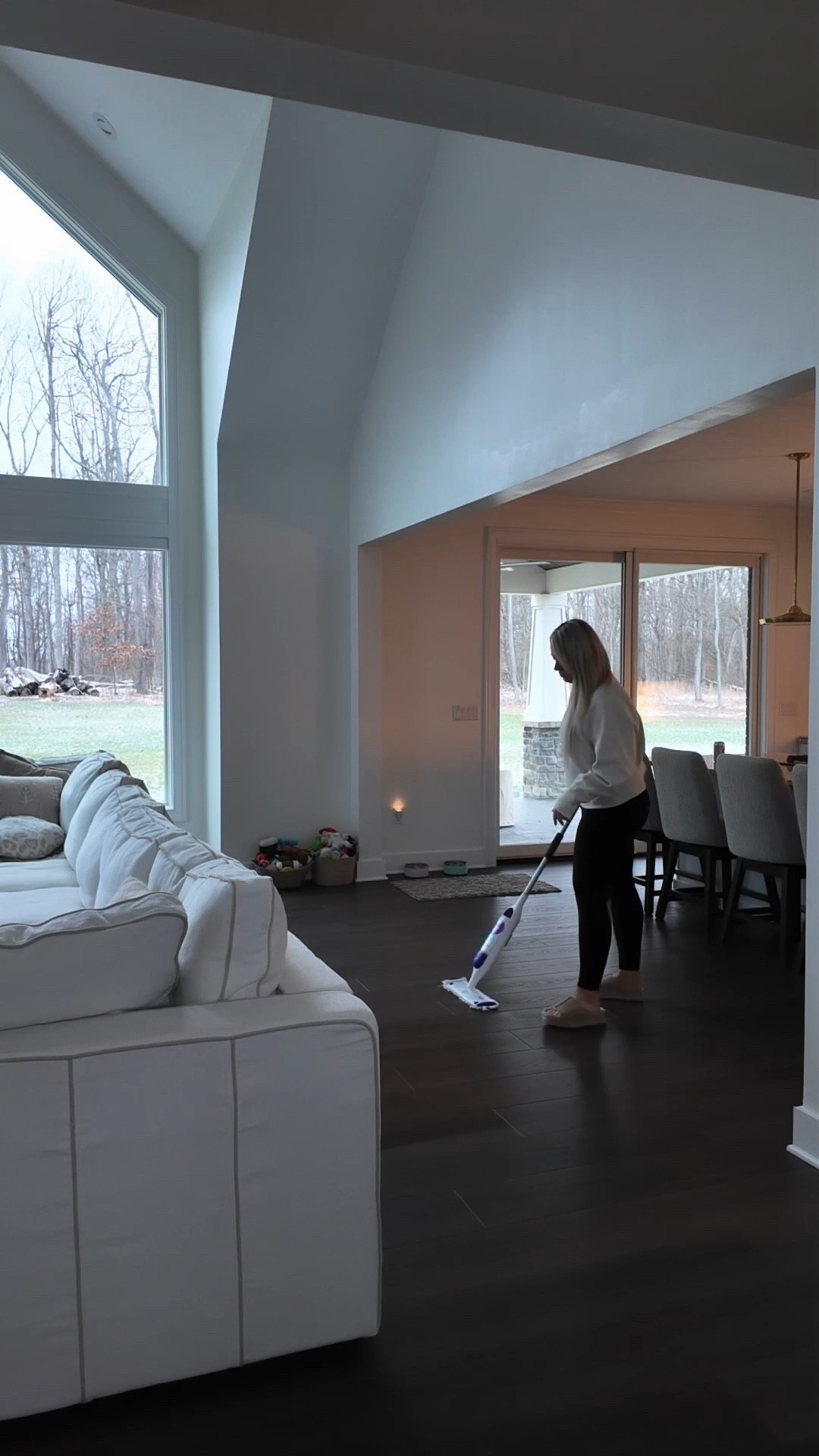 Sunday reset mode: ON 🧺✨ Taking advantage of a Sunday off— aka without @steelers football—  to get caught up around the house and pour into myself a little. Laundry done and put away, deep conditioning my hair, letting my tan develop, fresh toes, face + eye masks, audiobook on… and a clean house with a restocked mini fridge to wrap it all up. Nothing makes me feel more ready for a busy week than a fresh, clean space.🙌🏼🤍 (Also obsessed with my new @sharkhome  vacuum and @swiffer mop— linked them both on LTK 👀)

#LTKdayinmylife #LTKHome #LTKmorningroutine