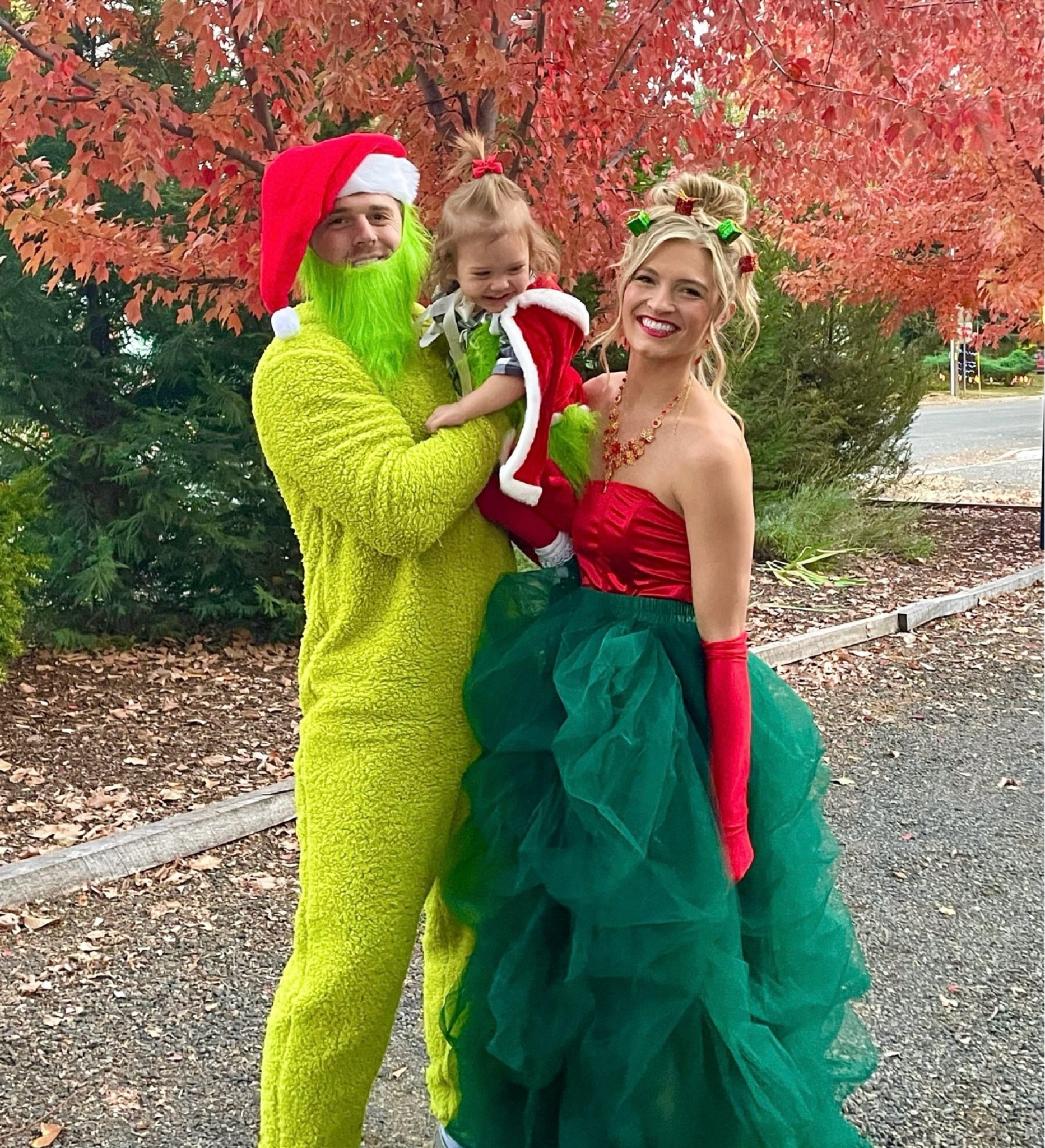 Family Halloween Costume Idea.❤️💚

#LTKFamily #LTKFallSale #LTKHalloween