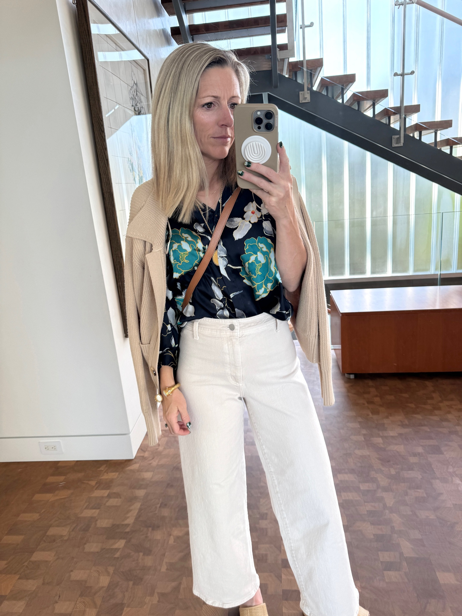 Still the best $28 wide leg pant I’ve ever found.  Multiple colors and fits great.  Love it paired with this graphic floral blouse. 

#summeroutfit #workoutfit #widelegpants #targetfinds #summerstyle 

#LTKSeasonal #LTKFindsUnder50 #LTKWorkwear