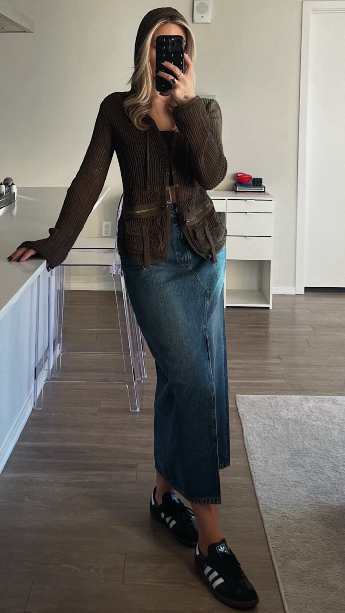 Cardi : Zara :)

#LTKfindsunder50 #LTKfindsunder100 #LTKstyletip