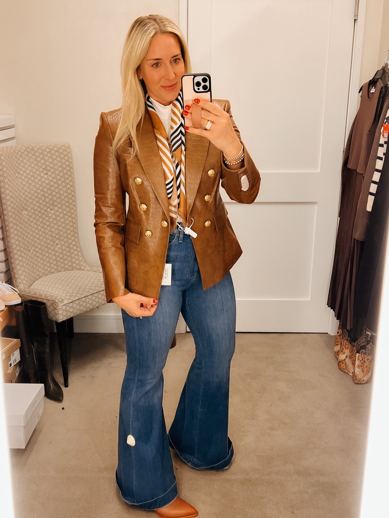 NSale
Nordstrom Anniversary Sale
Veronica Beard Blazer - wearing true size 8

Frame Flare Jeans - super stretchy (run long). Size down

Silk Scarf

Basic White ribbed turtleneck
Fall outfit
Nordstrom Sale
Fall trends 




#LTKStyleTip #LTKxNSale #LTKSummerSales
