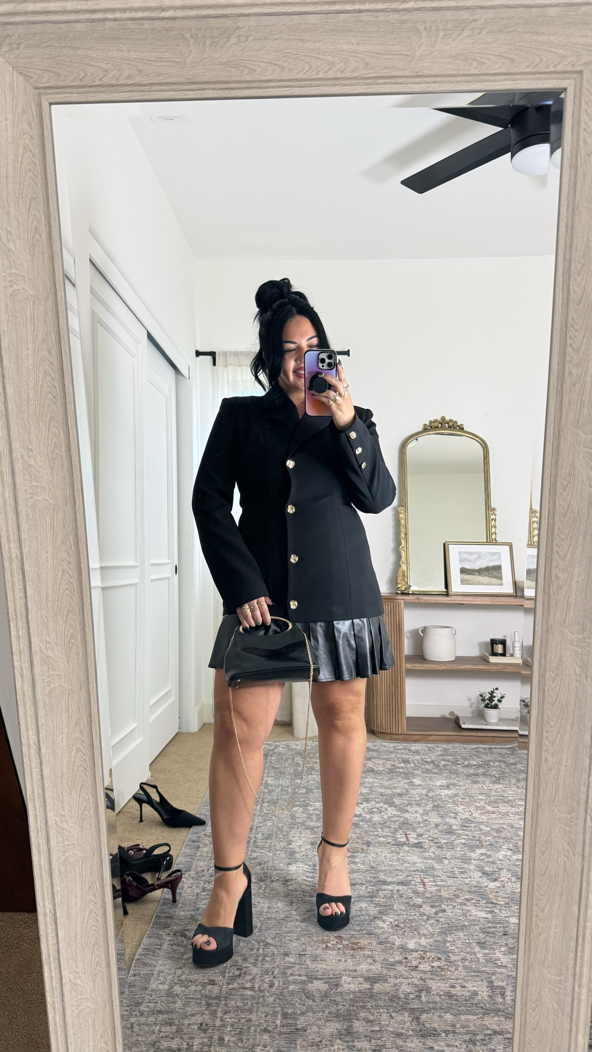 Im wearing a size XL  for reference! 

 

#LTKMidsize #LTKgrwm #LTKootd