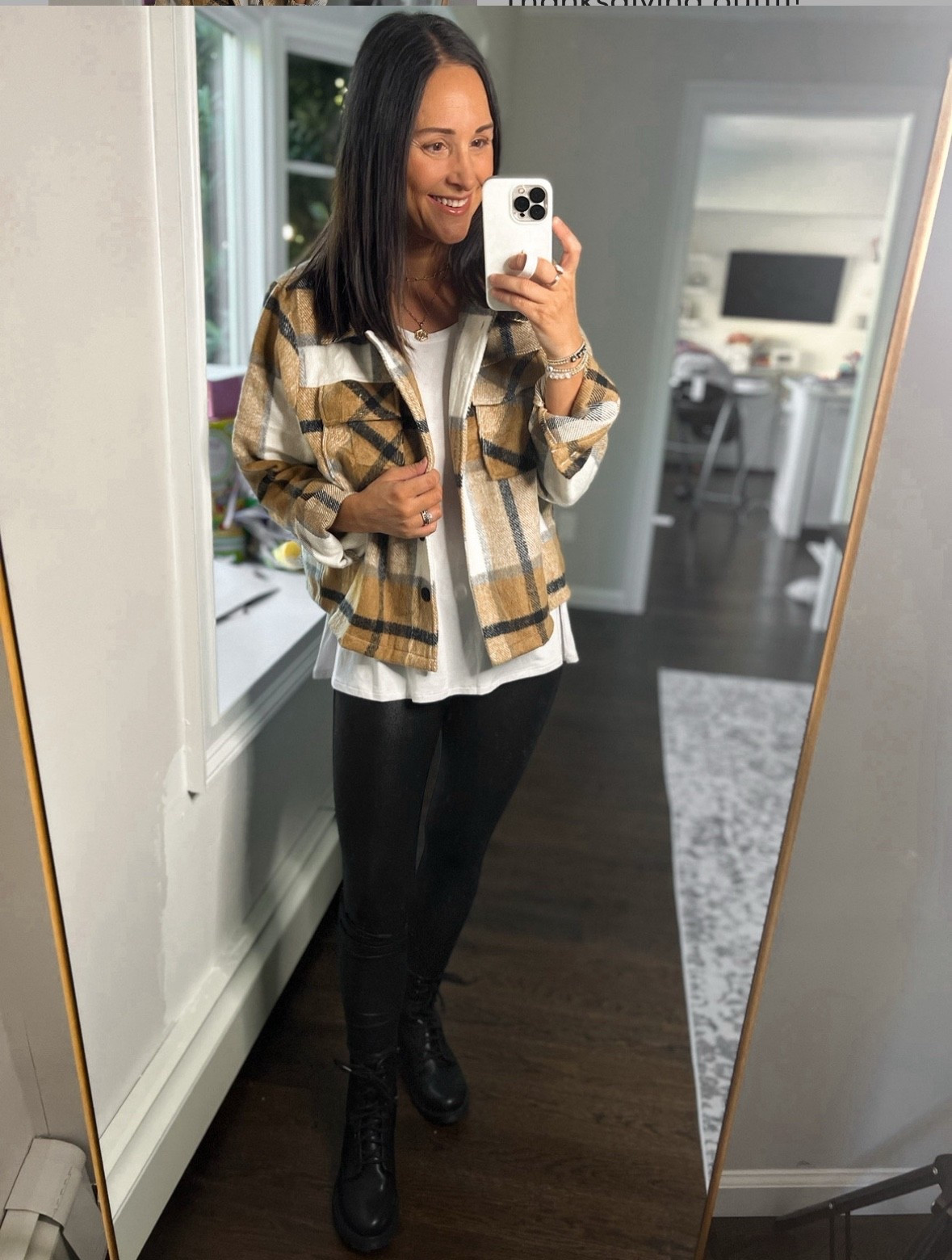 Casual winter outfit idea. Wearing a  size S  

#LTKootd #LTKSeasonal