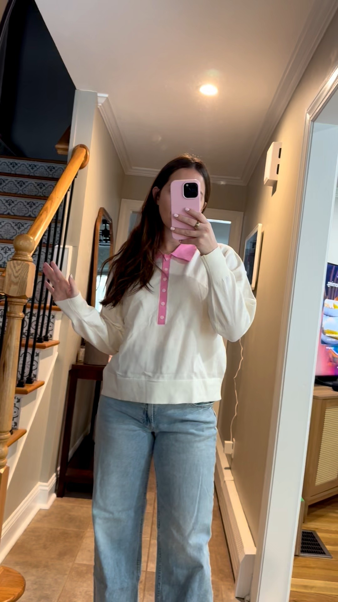 Old navy sale!! This top is so cute 
I’m wearing size medium 
Sized up a size in the jeans 

#LTKSaleAlert #LTKFindsUnder50 #LTKFindsUnder100