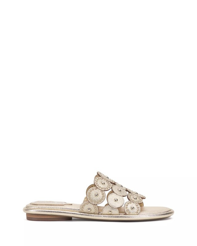 Vince Camuto Sennie Flat Sandal | Vince Camuto