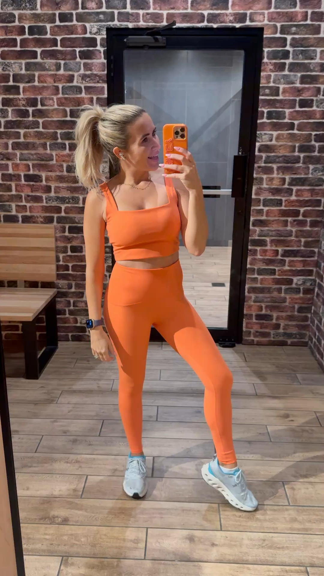 Today’s set of the day for workout day 49 of 2026 - wearing an orange @Spanx.

Love this combo. These booty boost leggings are the best. 

Sizing 👉🏻 SMALL I’m 5’4 | 120 lbs | 32C | 25” Waist | Typically a Small 

#LTKfitnessgoals #LTKselfcare #LTKActive