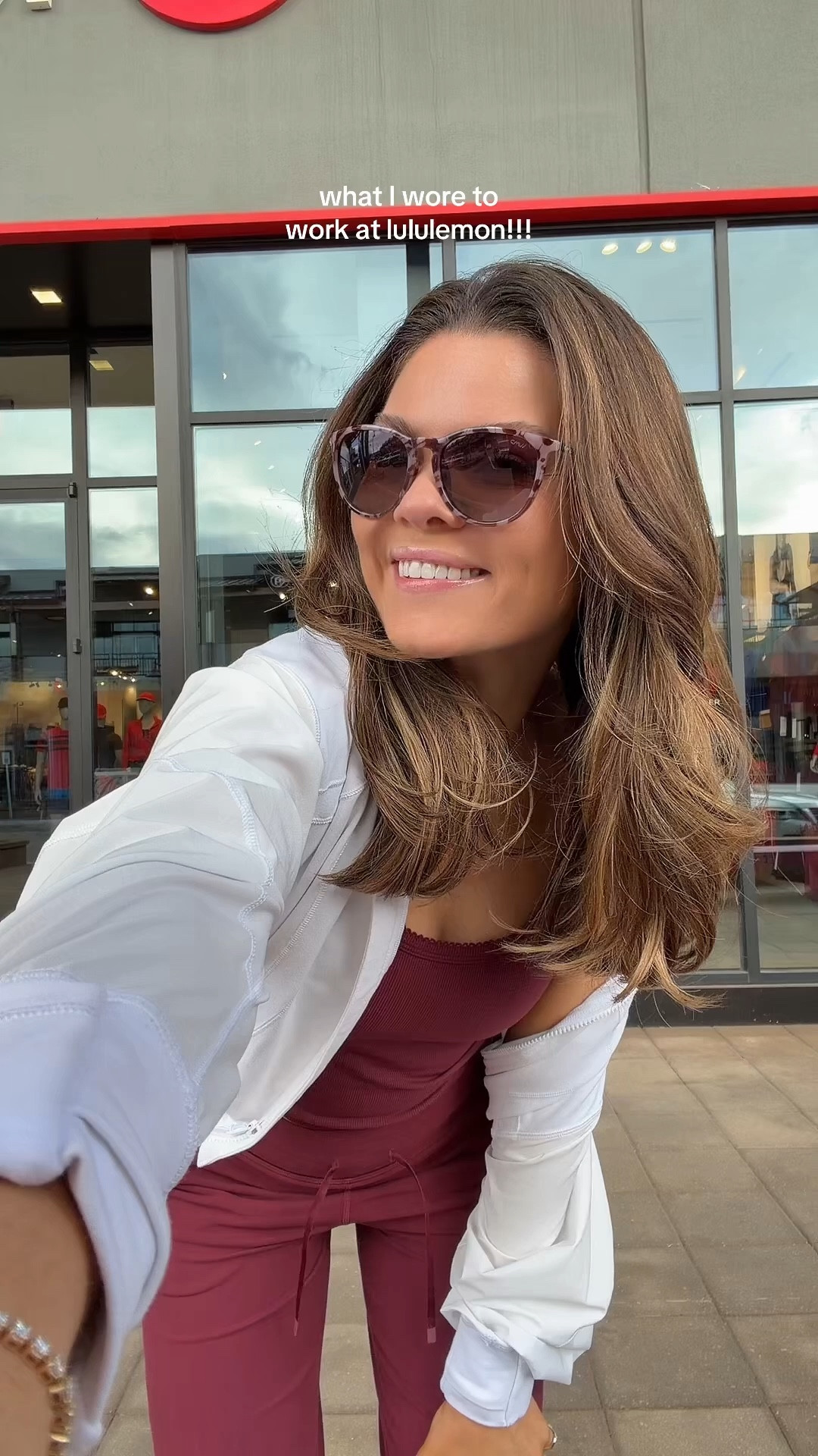 Wide leg groove pants in burgundy bay 💗 

#LTKgrwm #LTKootd #LTKActive